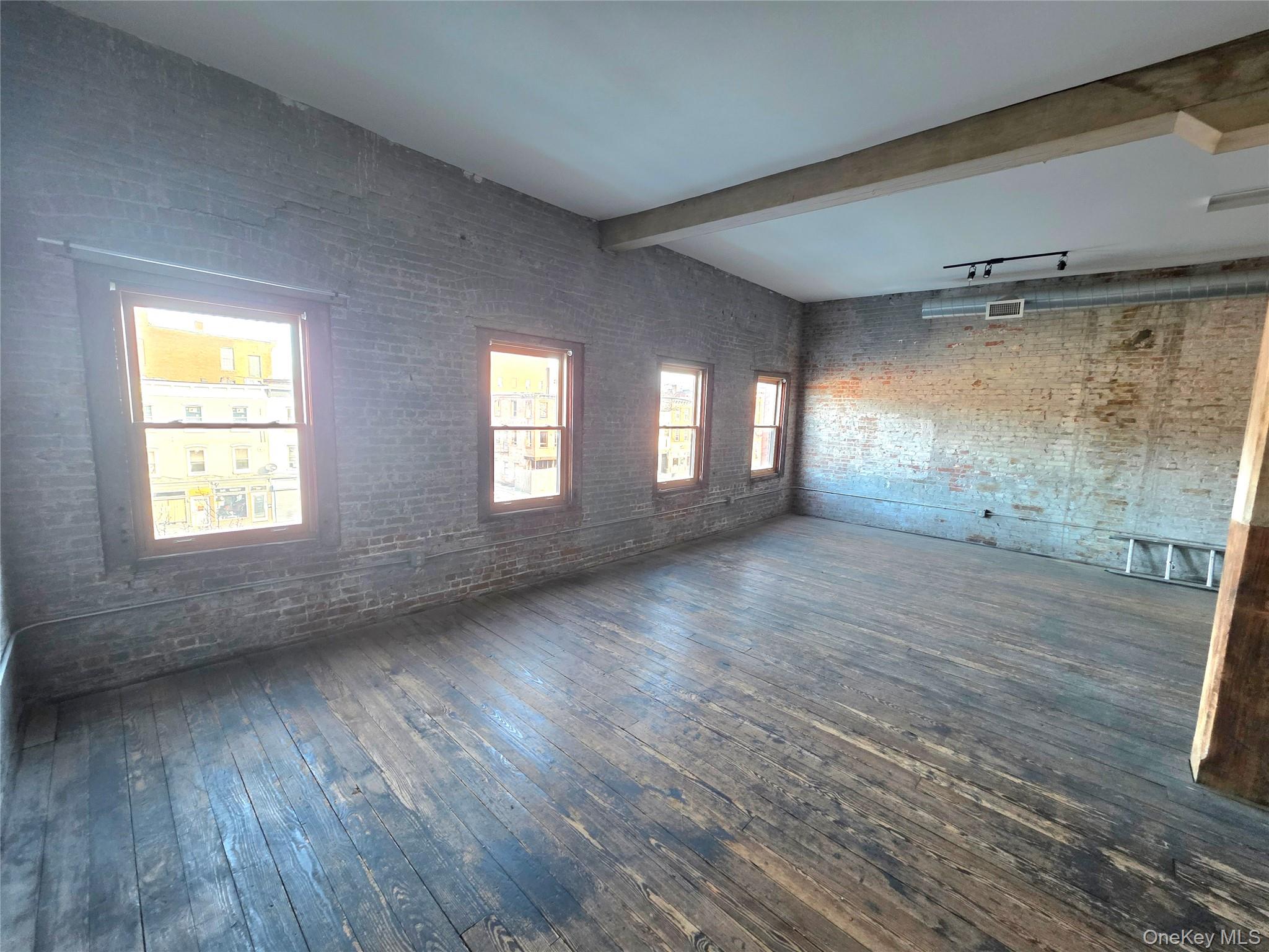 119 Broadway – For Rent