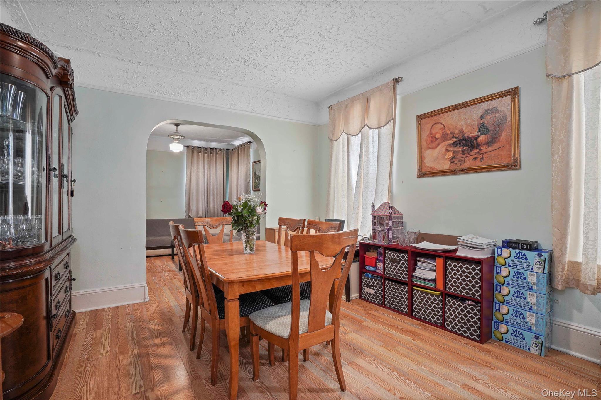 6046 Putnam Avenue – For Sale photo 8