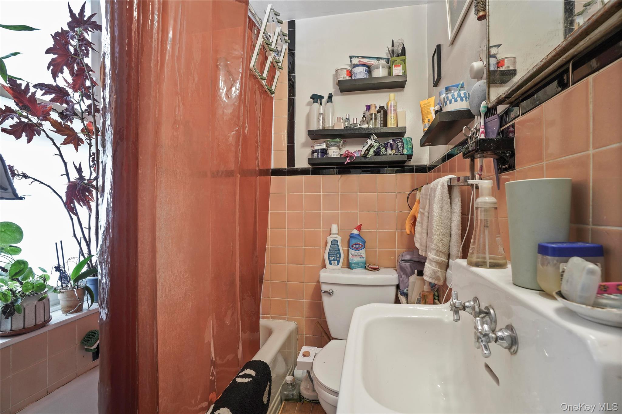 6046 Putnam Avenue – For Sale photo 28