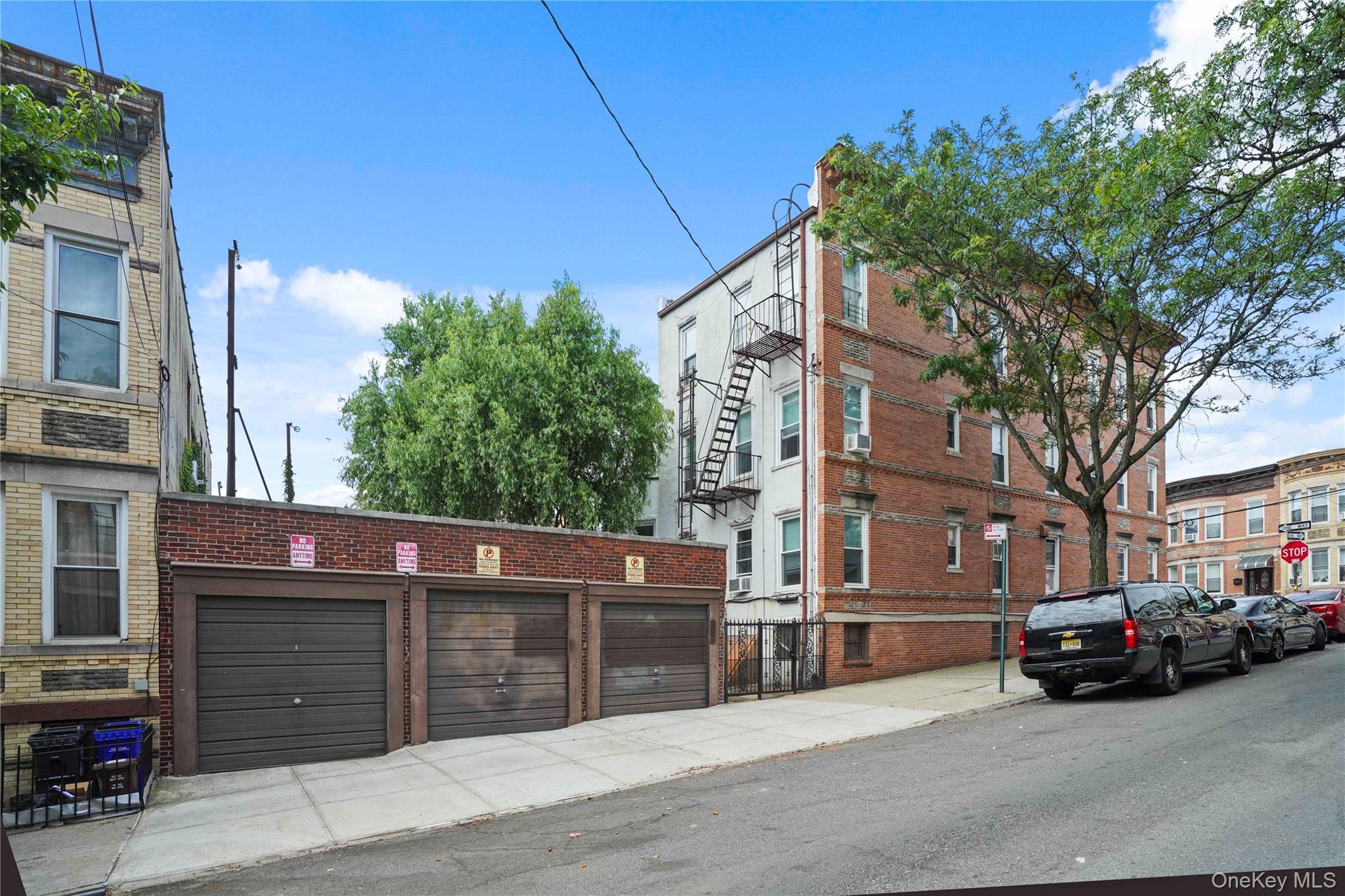 6046 Putnam Avenue – For Sale photo 39