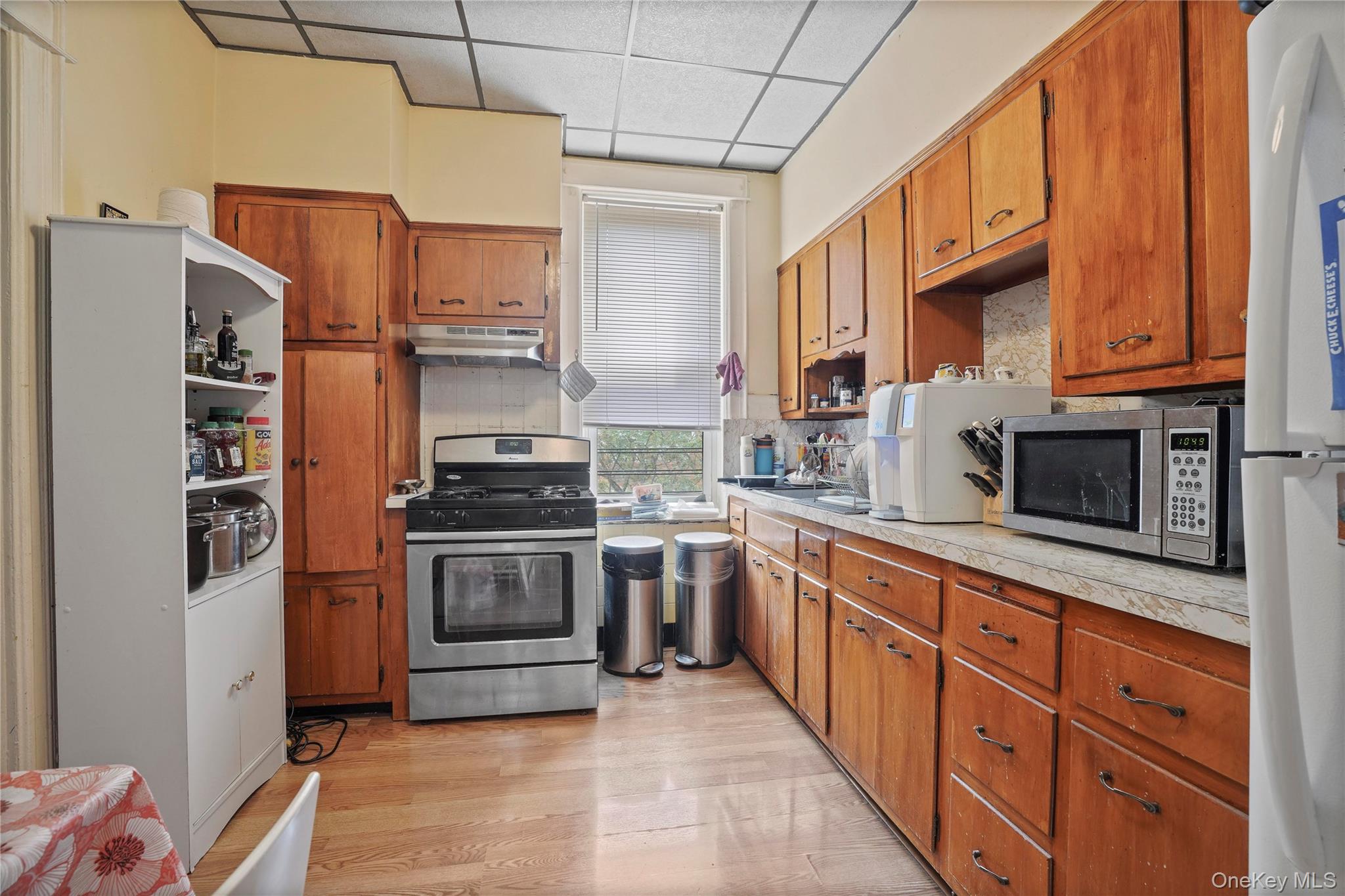 6046 Putnam Avenue – For Sale photo 6