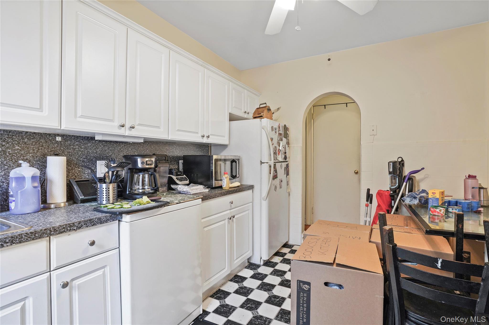 6046 Putnam Avenue – For Sale photo 27
