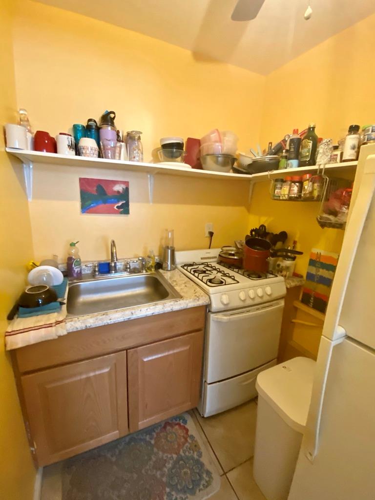 34 Columbus, Unit B20 photo 5