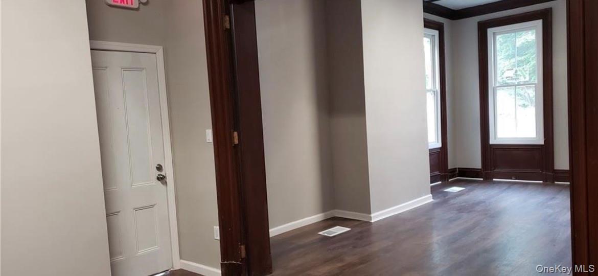 12 Washington Street, Unit 1R photo 2