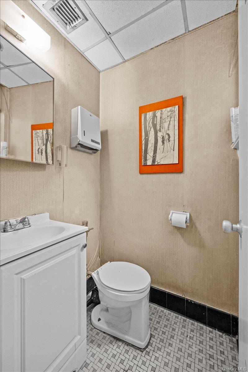 2711 Henry Hudson Parkway W, Unit 1F photo 5