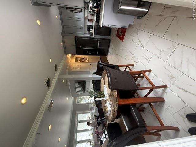 94 Indian Head Road – For Sale photo 4