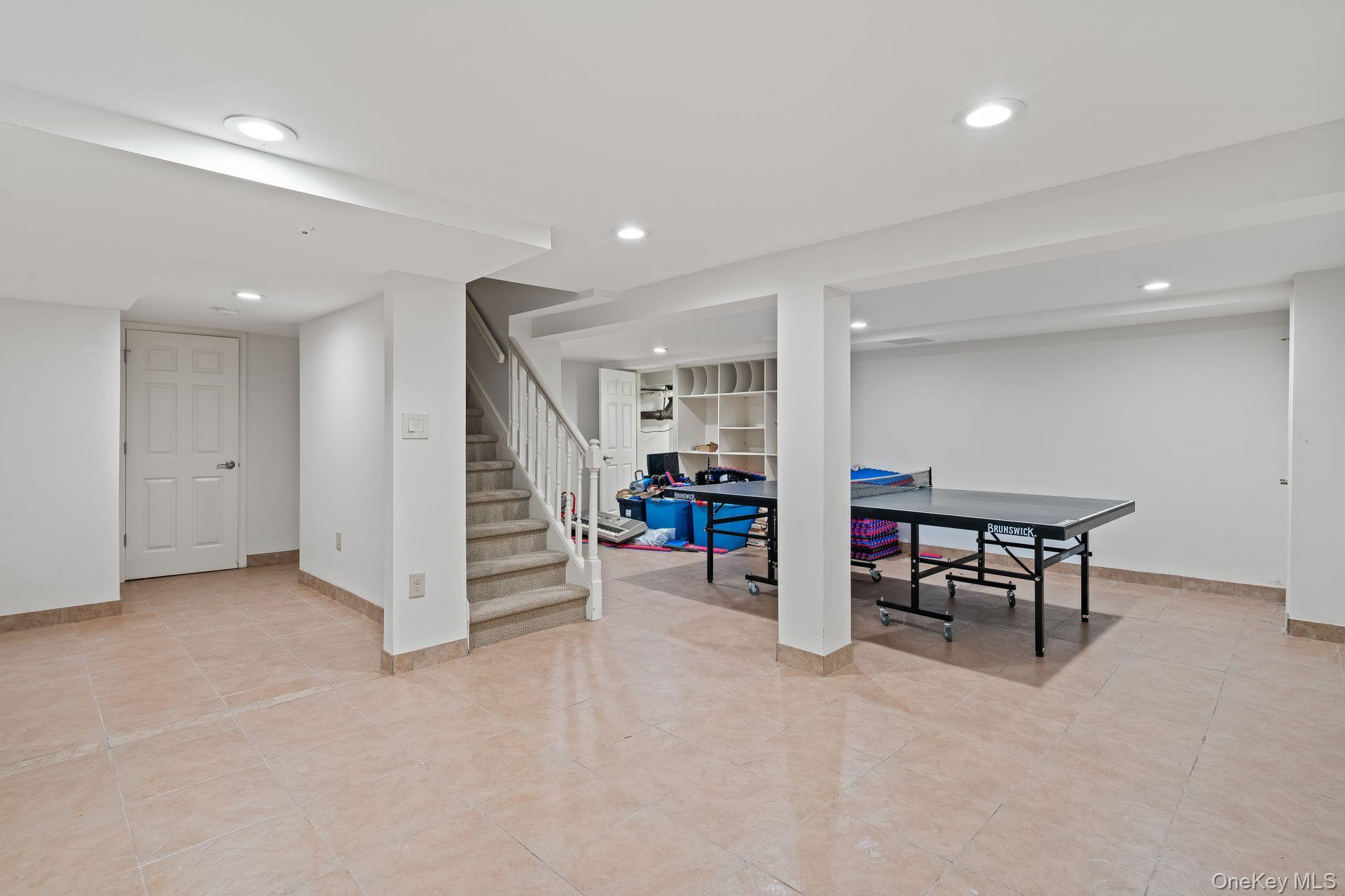 13 Whitney Circle – For Rent photo 28
