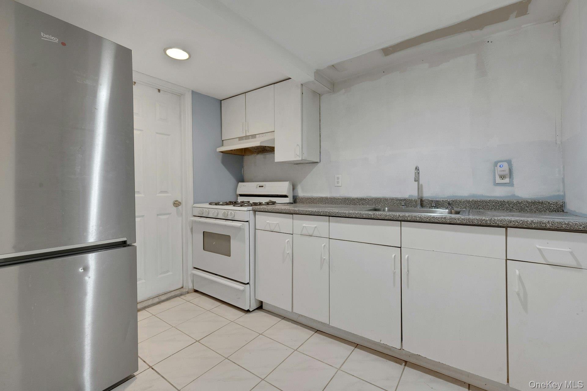 74 Aster Place, Unit 74 photo 26