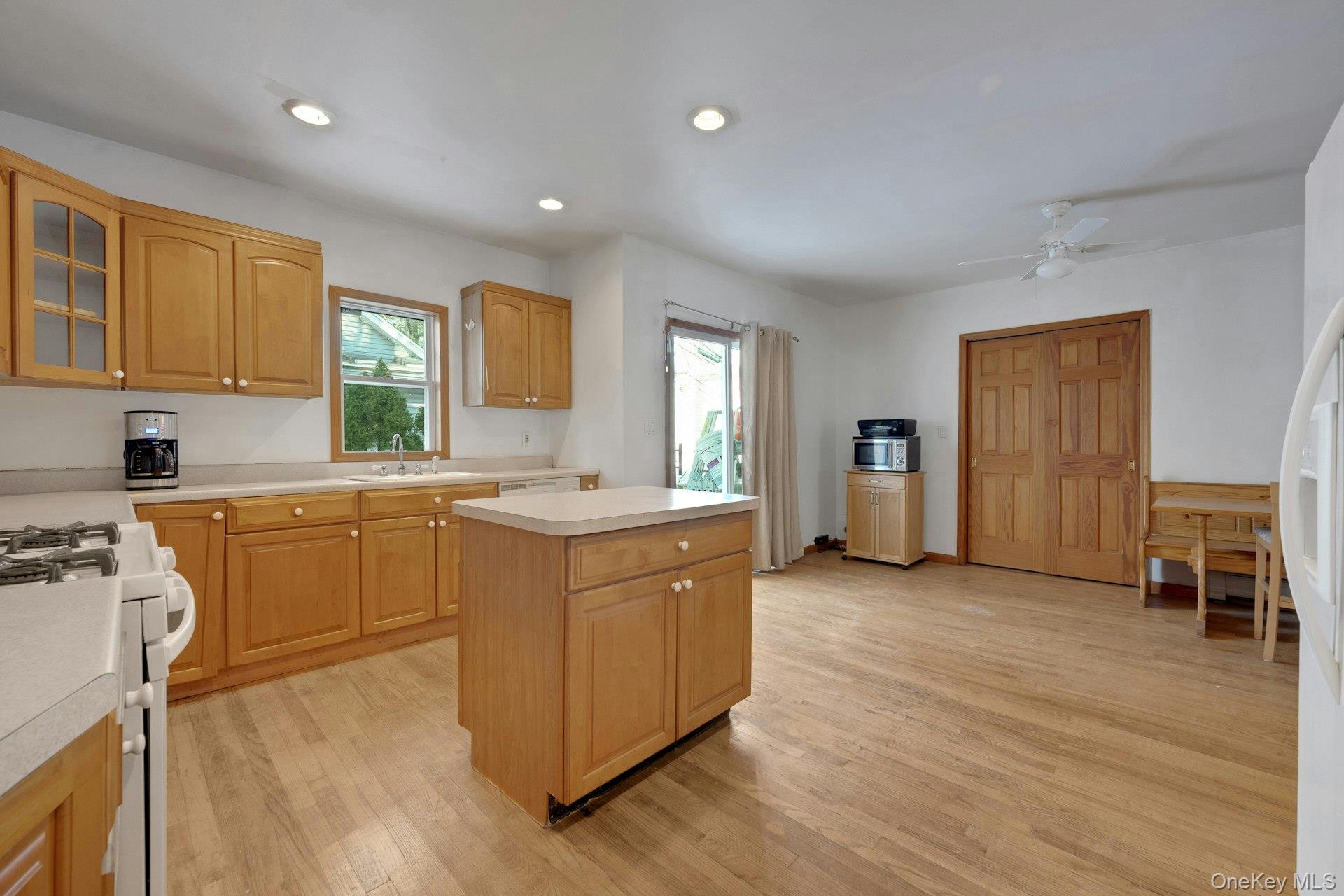 74 Aster Place, Unit 74 photo 11