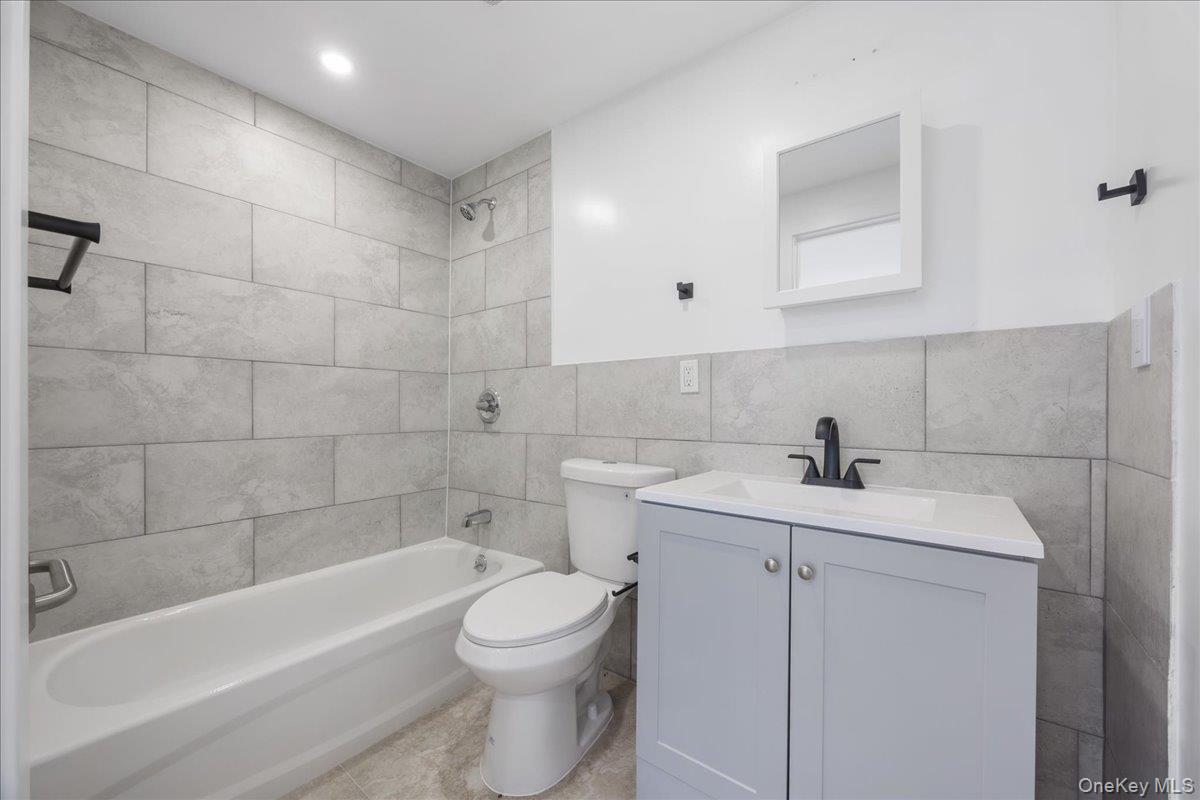 2740 Sexton Place – For Sale photo 16
