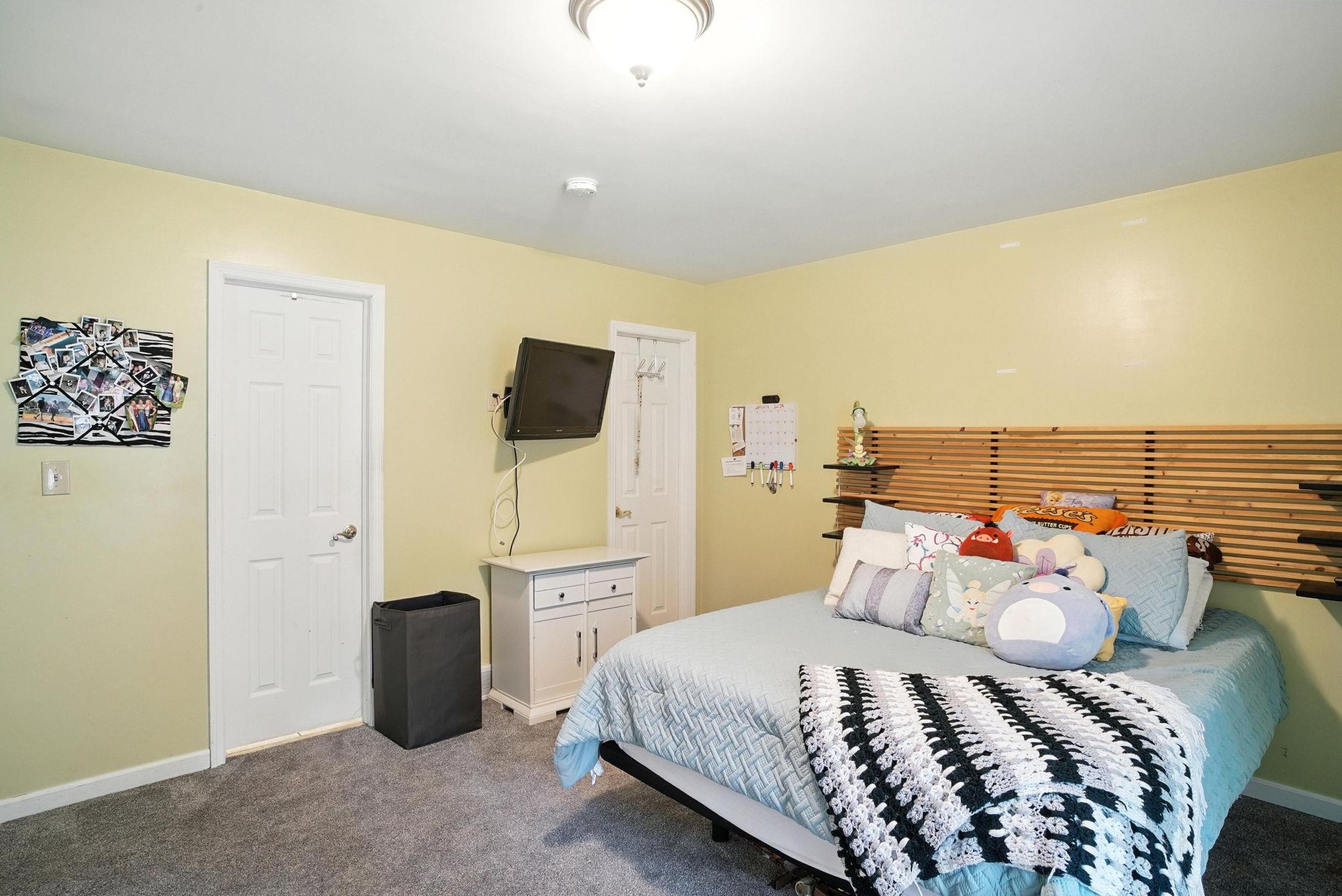 37 Sycamore Trail – For Sale photo 17