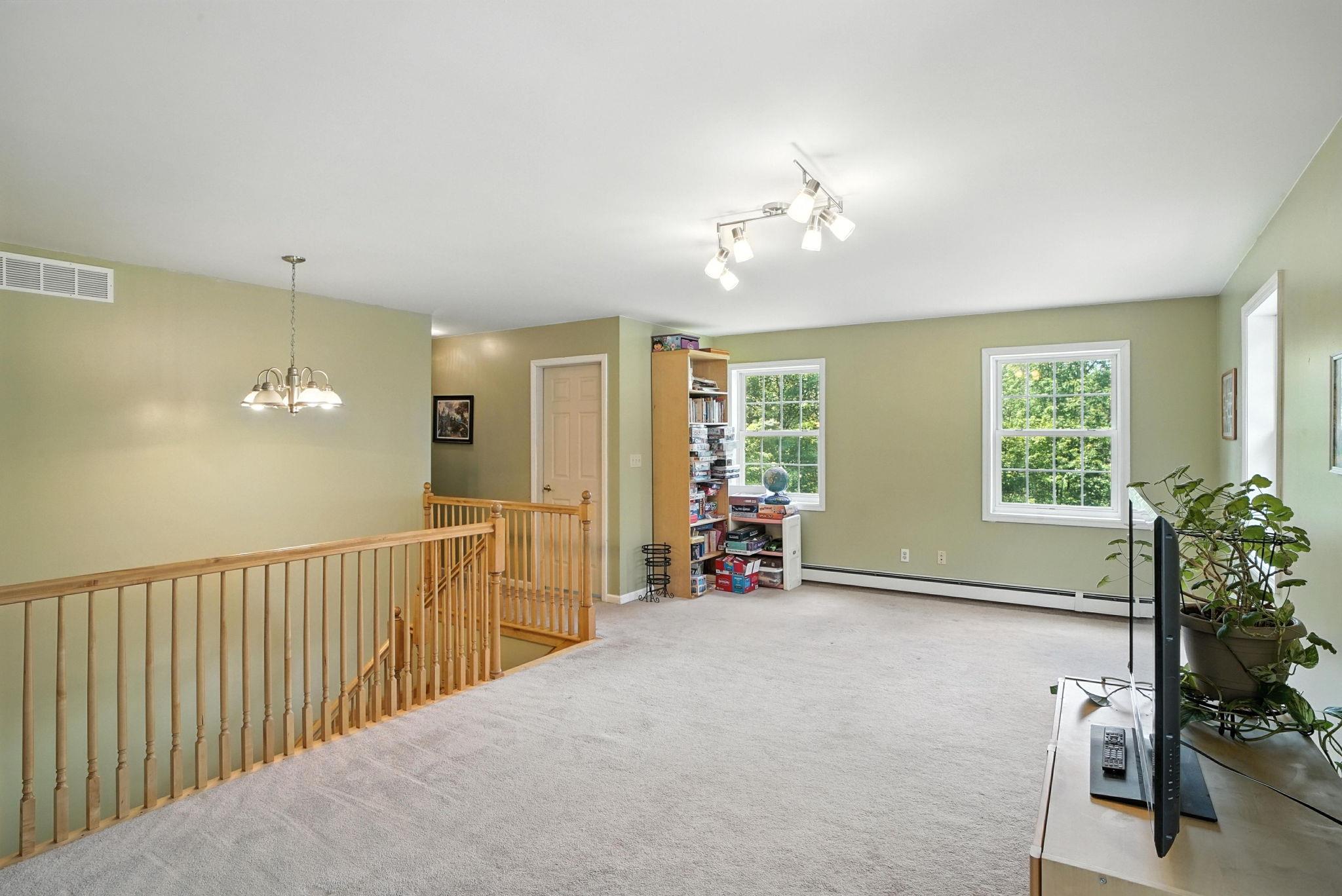 37 Sycamore Trail – For Sale photo 30