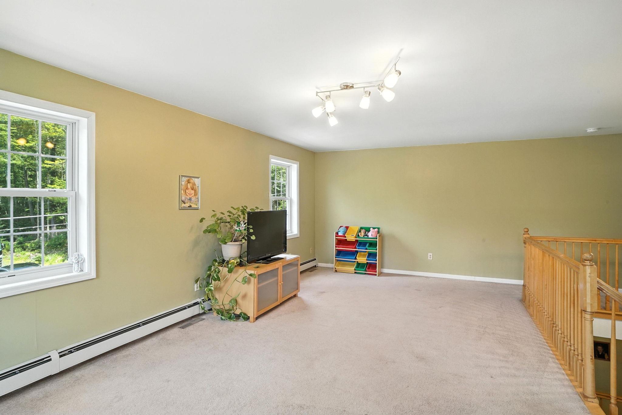 37 Sycamore Trail – For Sale photo 28