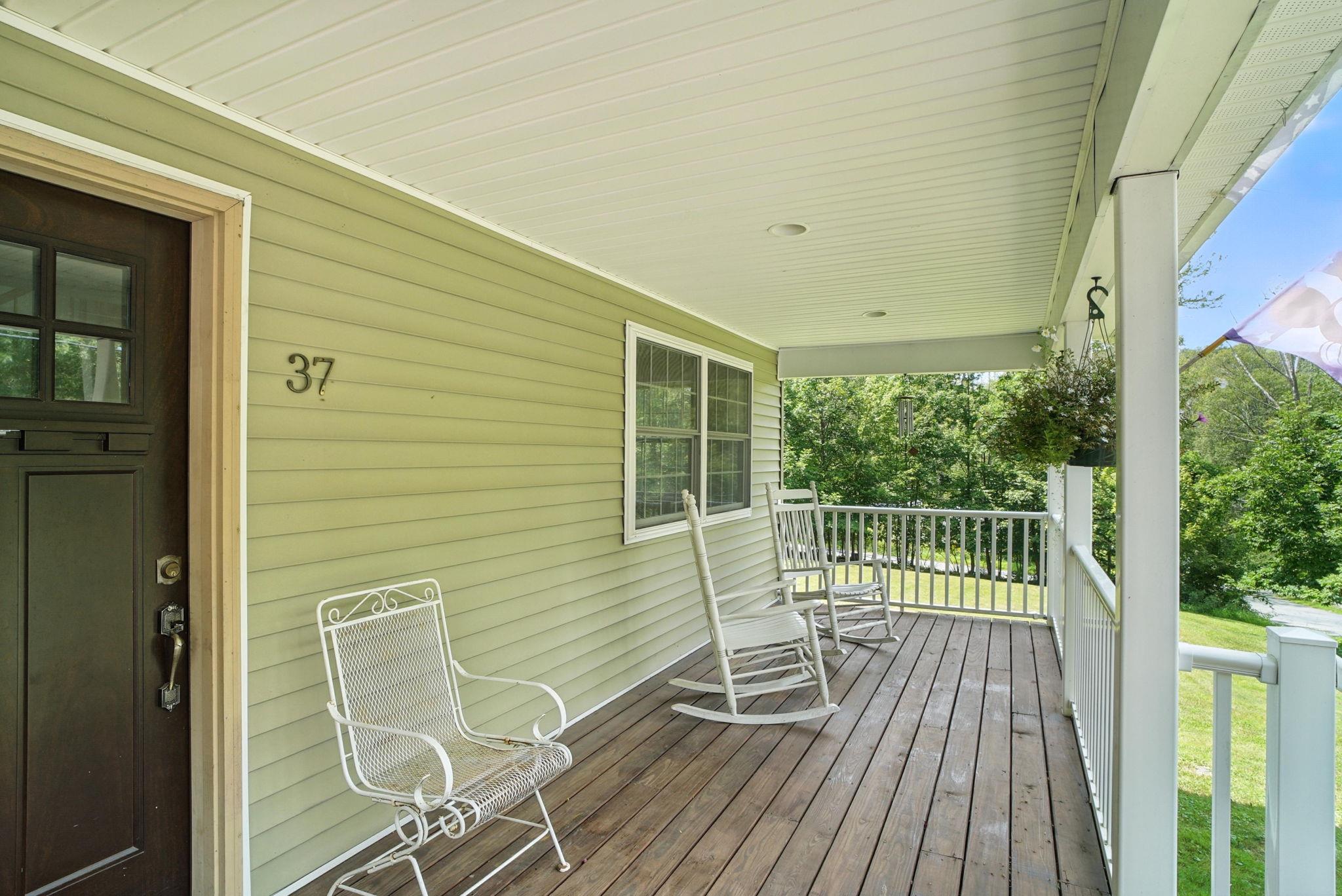 37 Sycamore Trail – For Sale photo 4