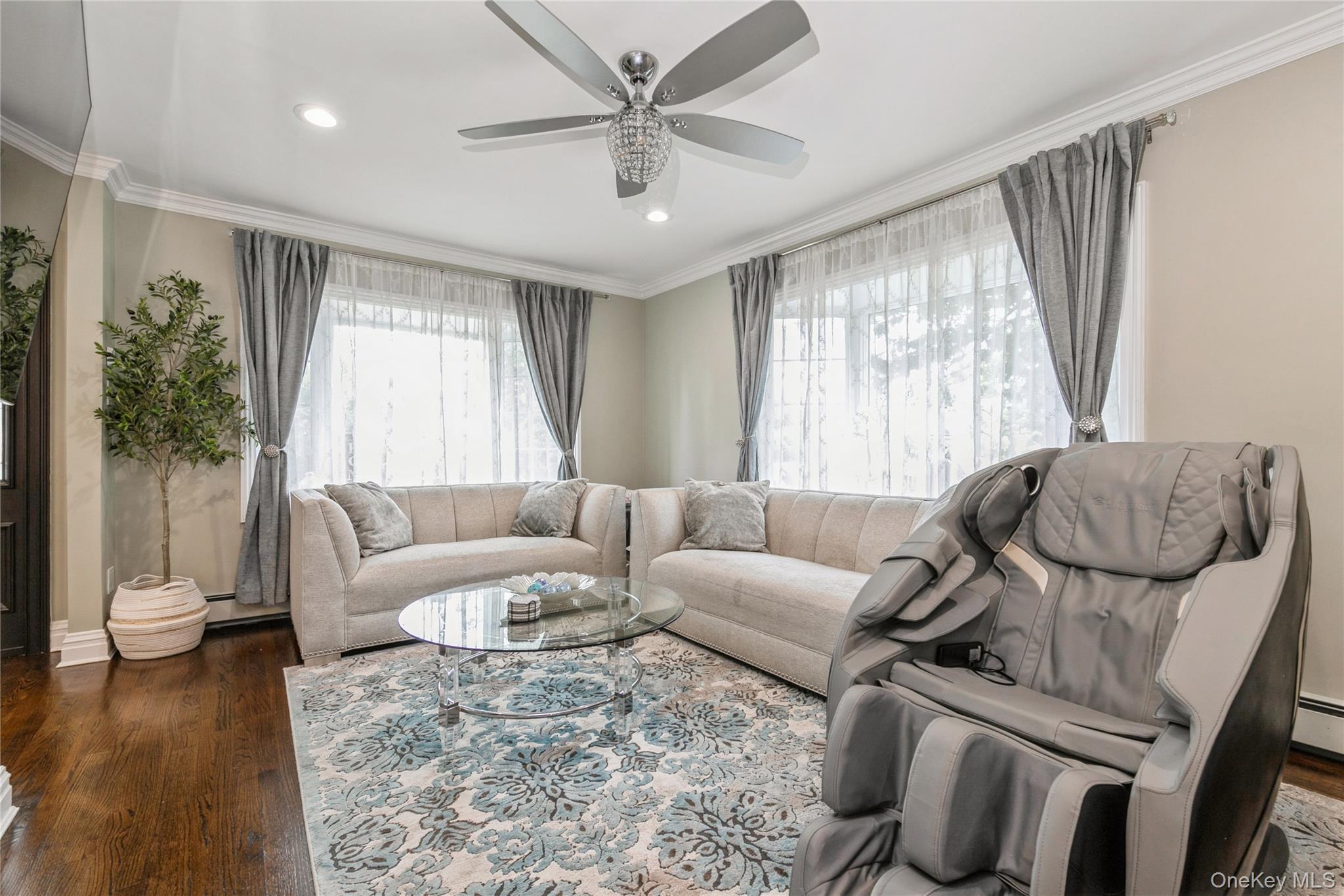 27 Greenlawn Boulevard – For Sale photo 8