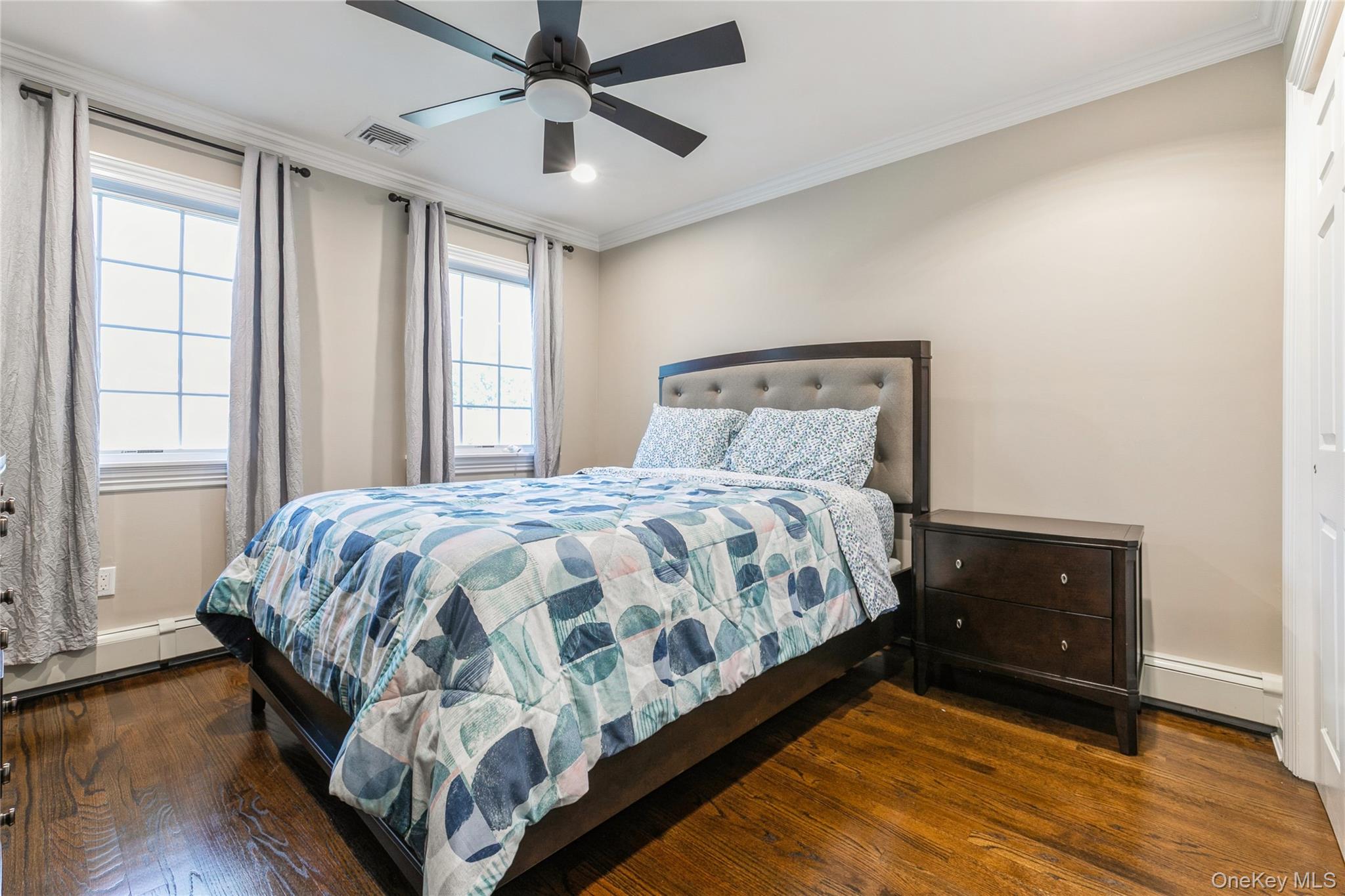 27 Greenlawn Boulevard – For Sale photo 35
