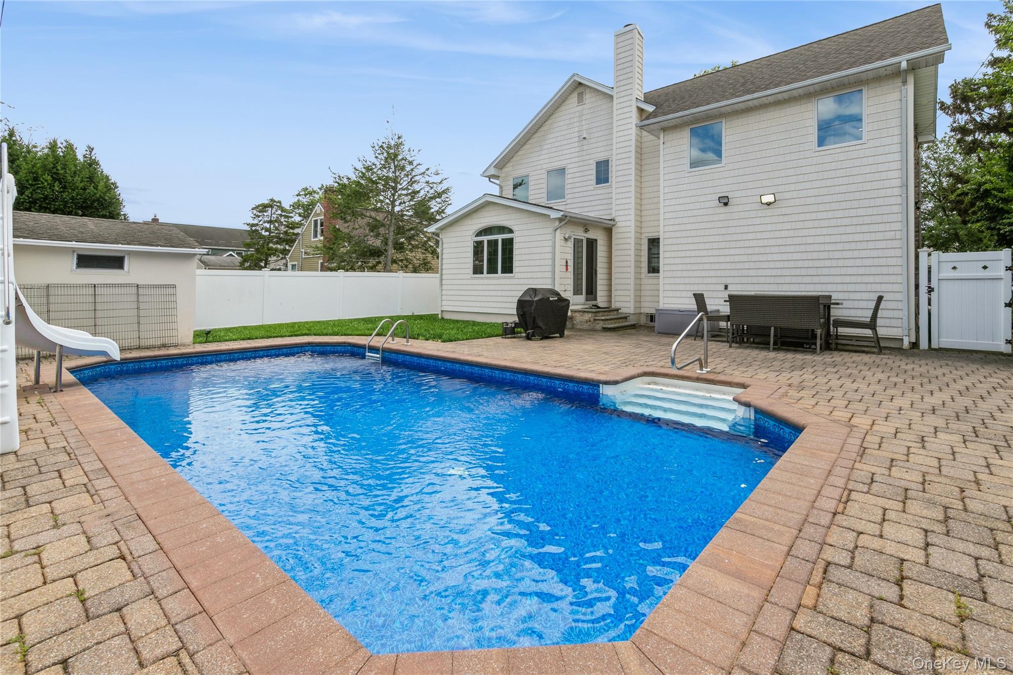27 Greenlawn Boulevard – For Sale photo 37