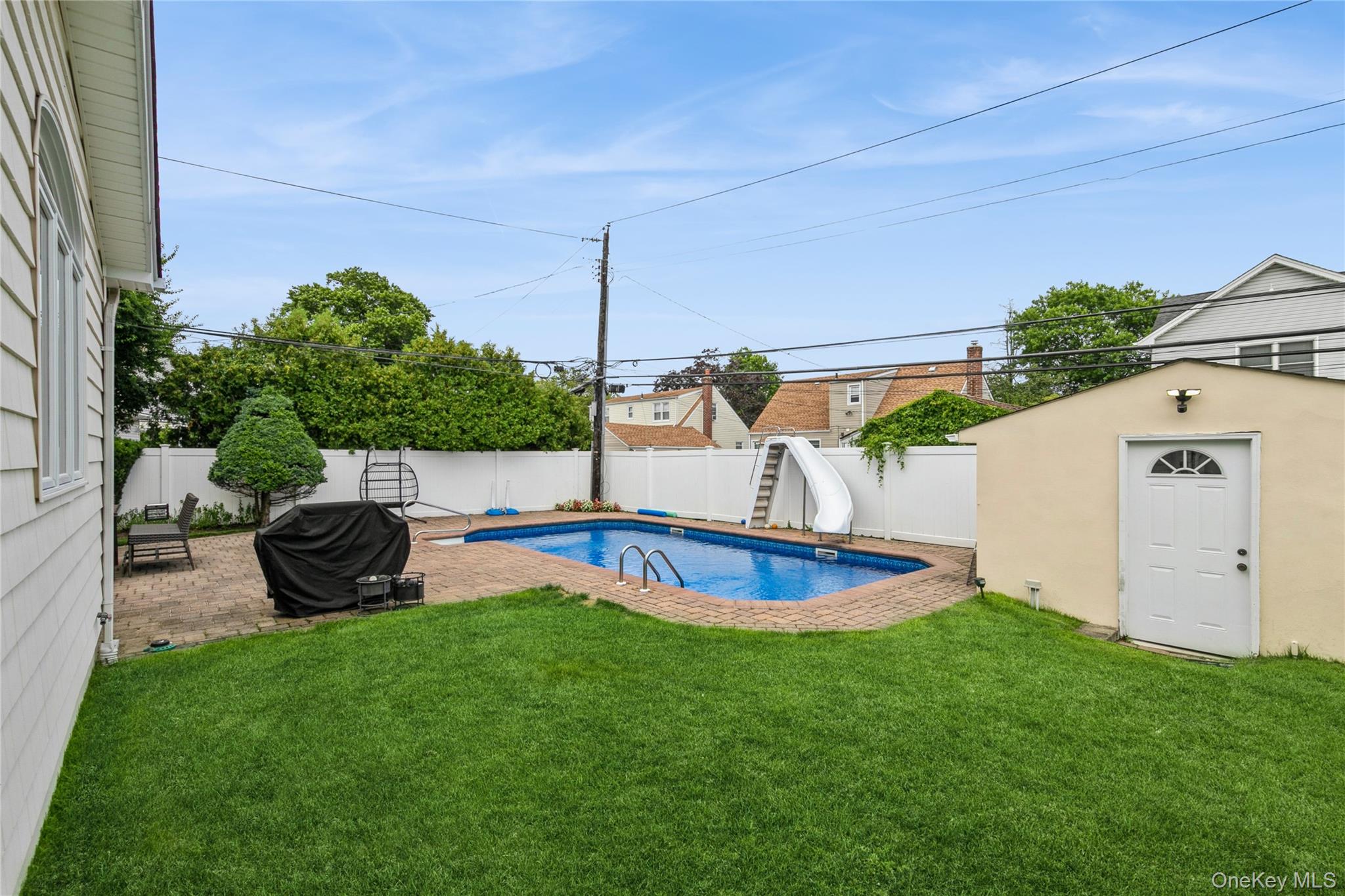 27 Greenlawn Boulevard – For Sale photo 42