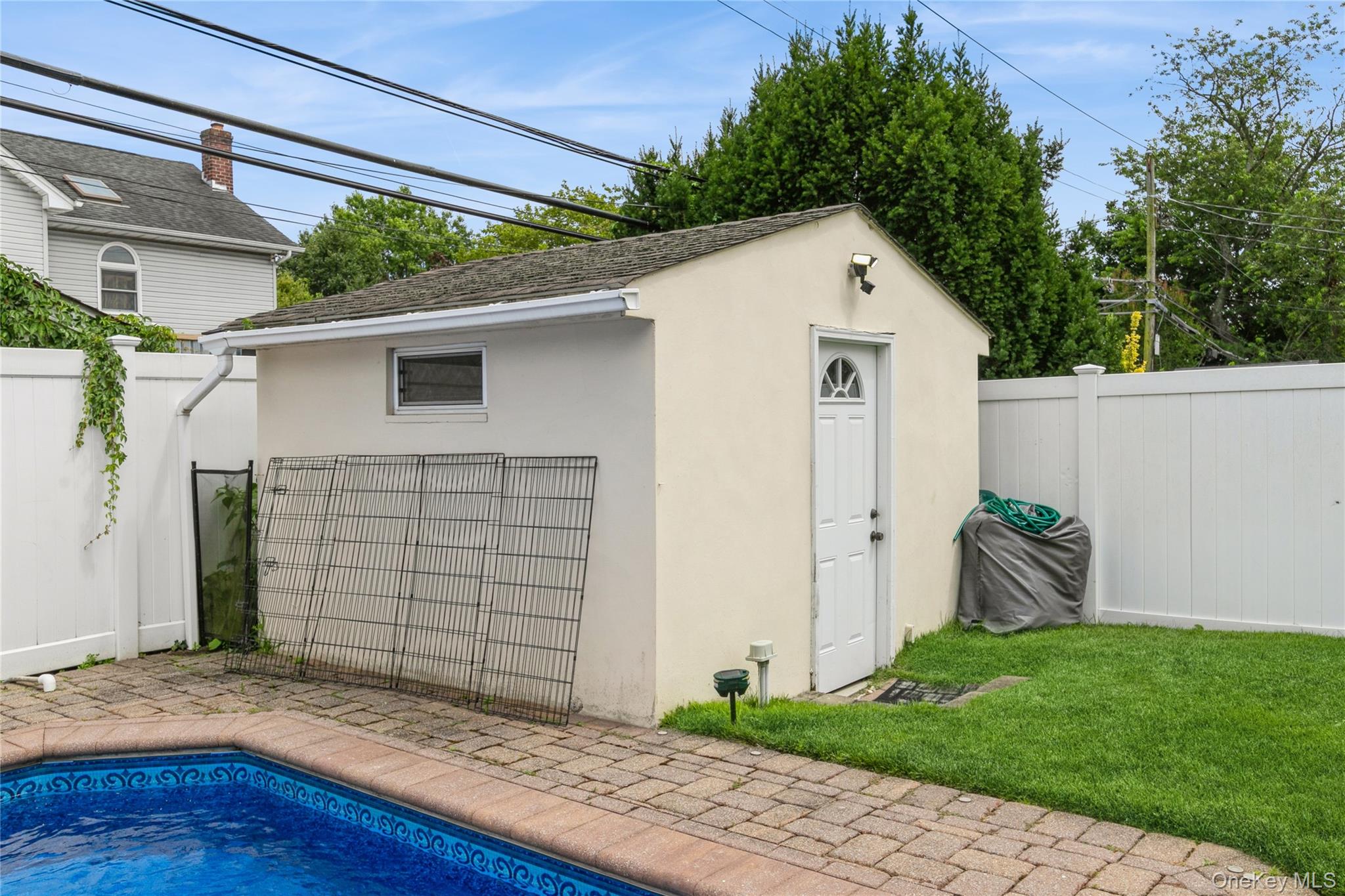 27 Greenlawn Boulevard – For Sale photo 40