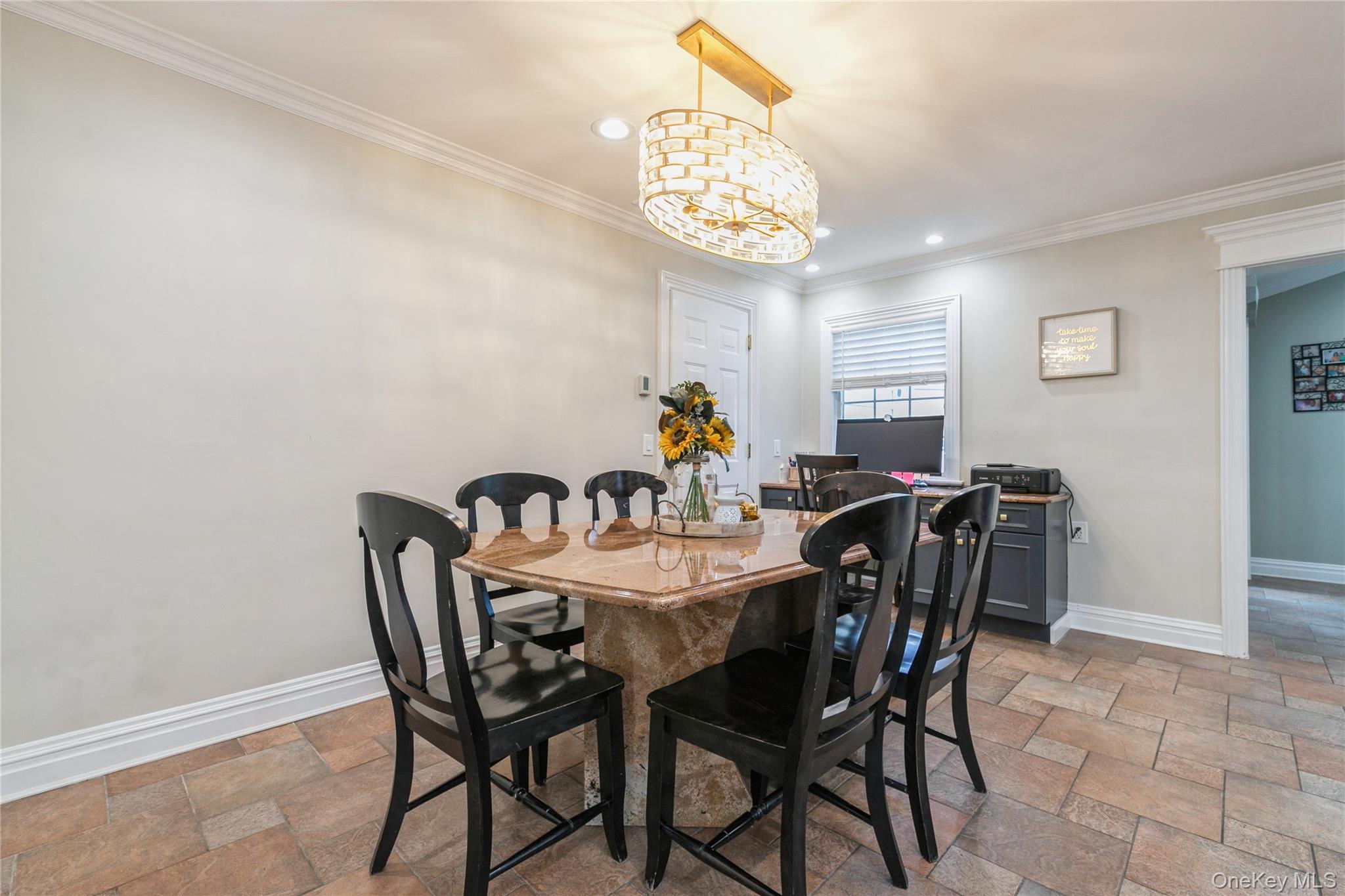 27 Greenlawn Boulevard – For Sale photo 11