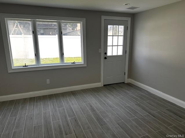 558 Oxford Road – For Sale photo 18