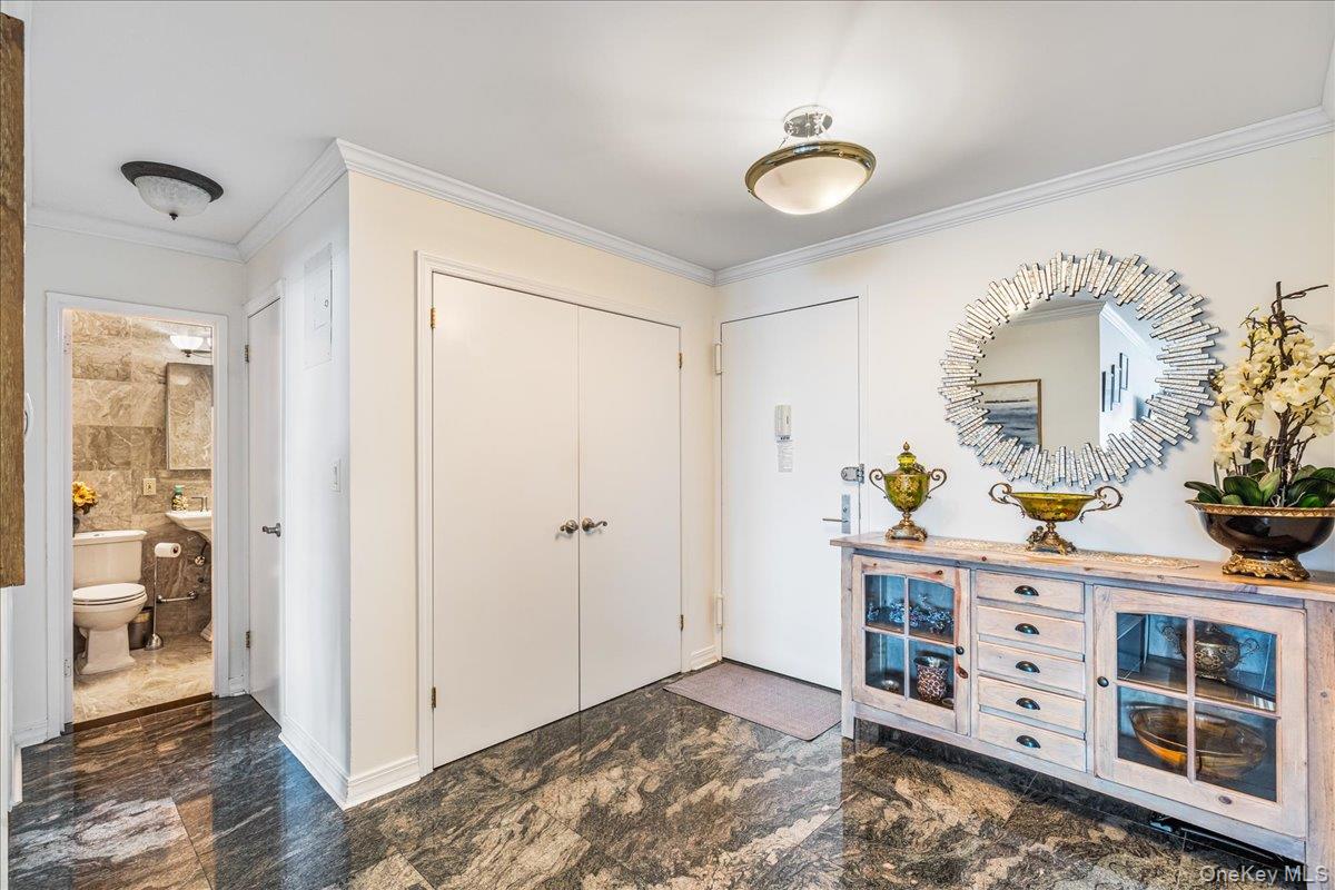 17-85 215 Street, Unit 16J photo 11