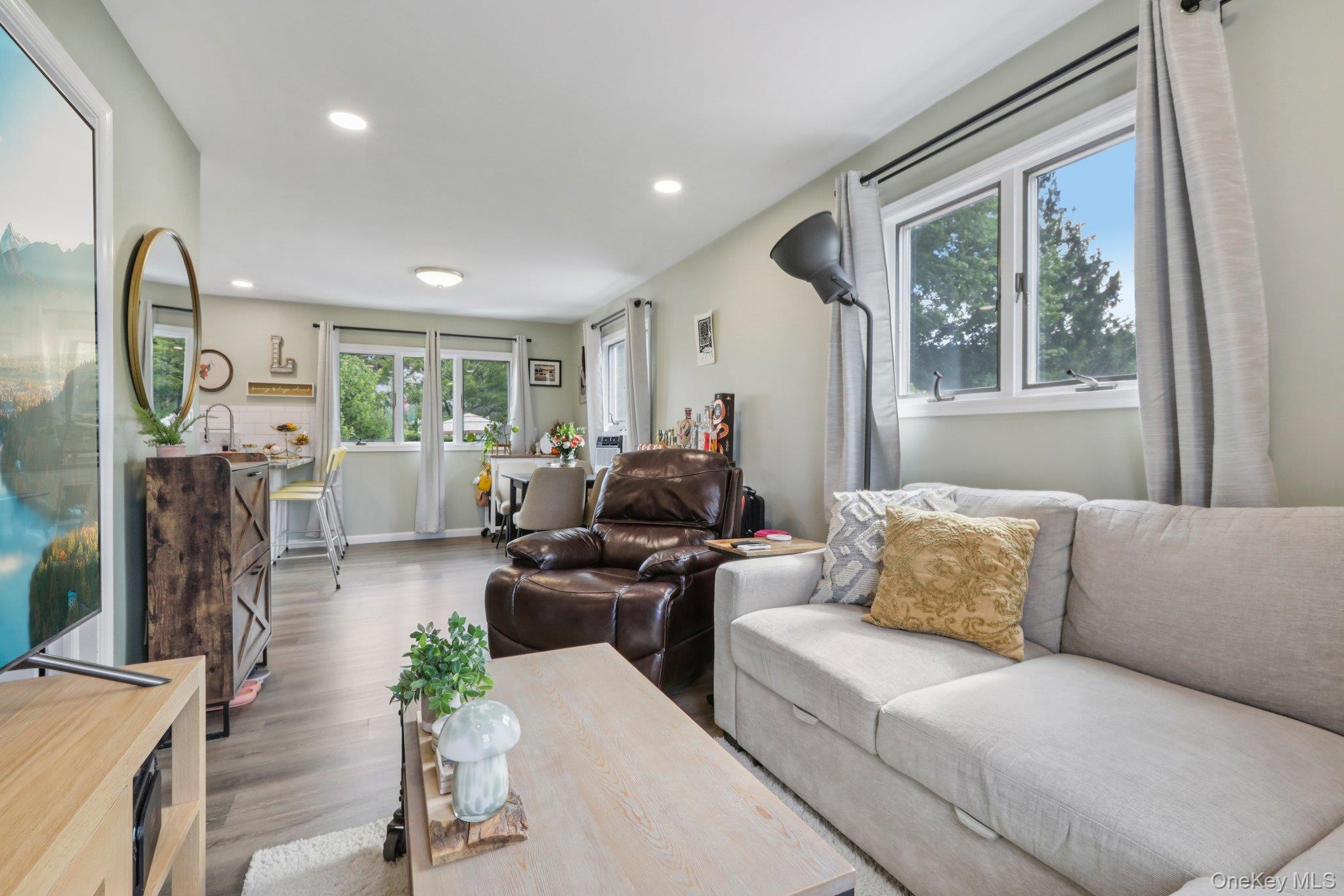11 Ramapo Road – For Sale photo 9
