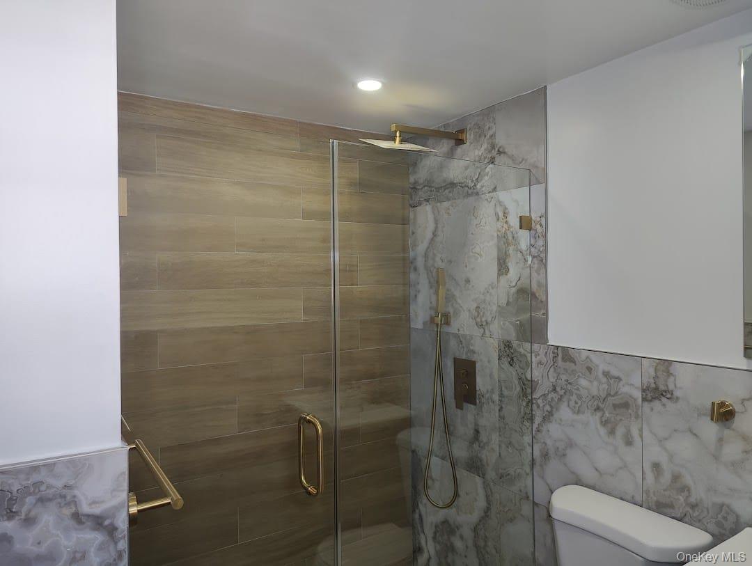 416 Revere Avenue – For Sale photo 13