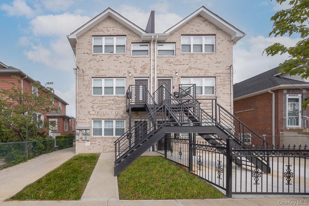 416 Revere Avenue – For Sale
