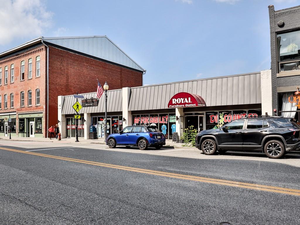 40 Front Street – For Sale photo 10