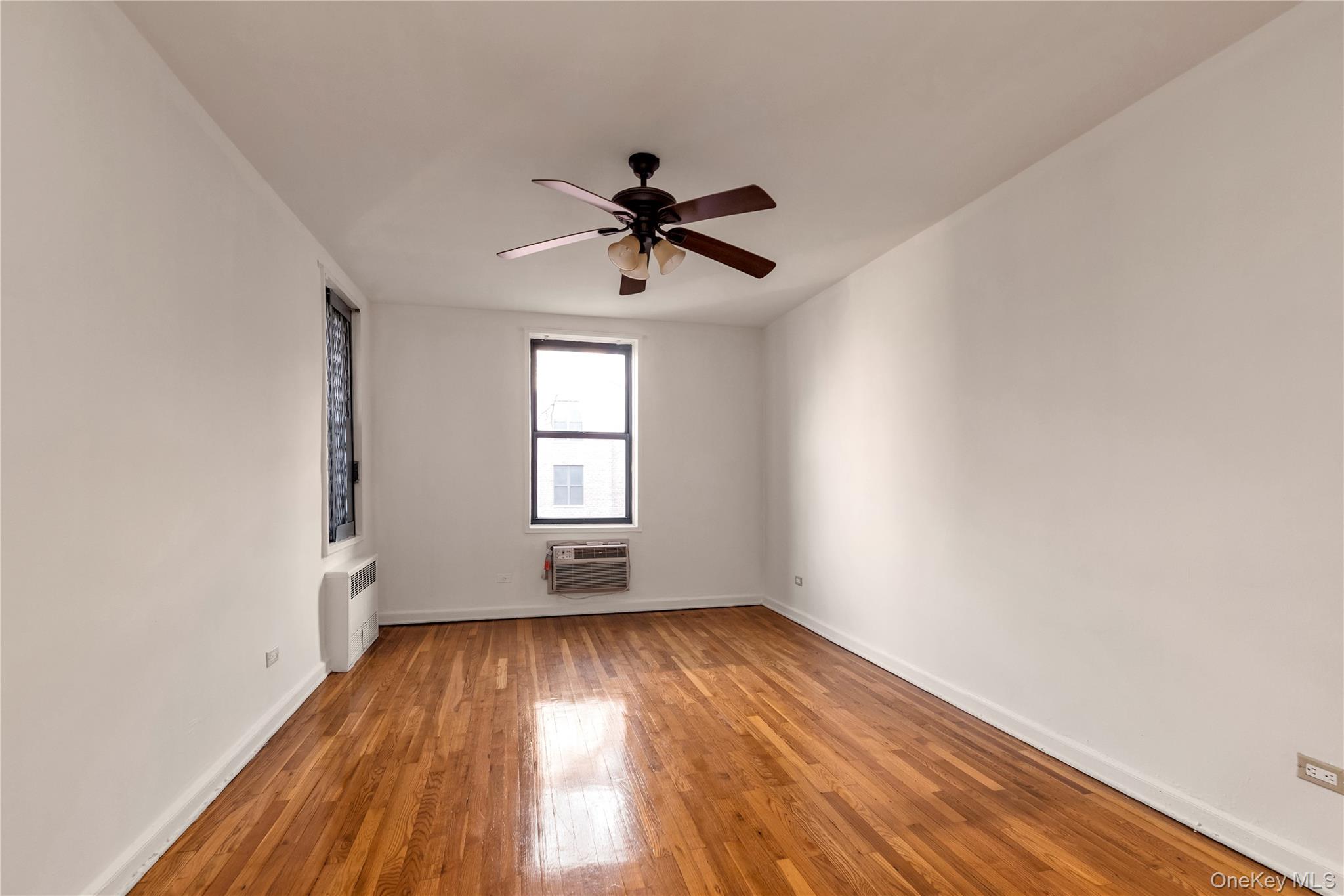 141-05 Pershing Crescent, Unit 210 photo 14