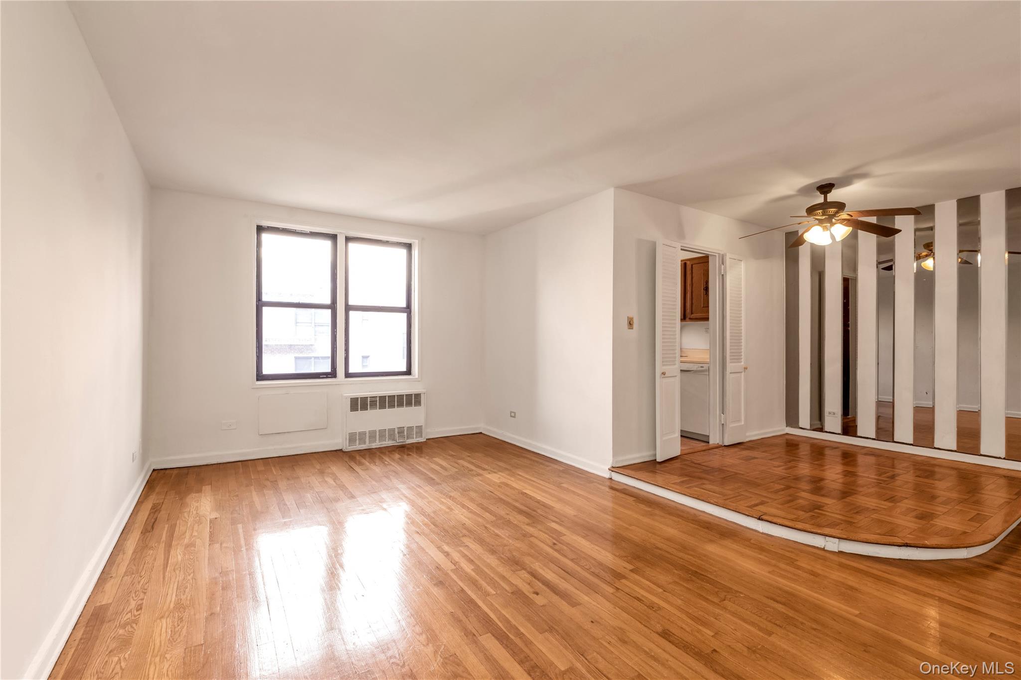 141-05 Pershing Crescent, Unit 210 photo 8