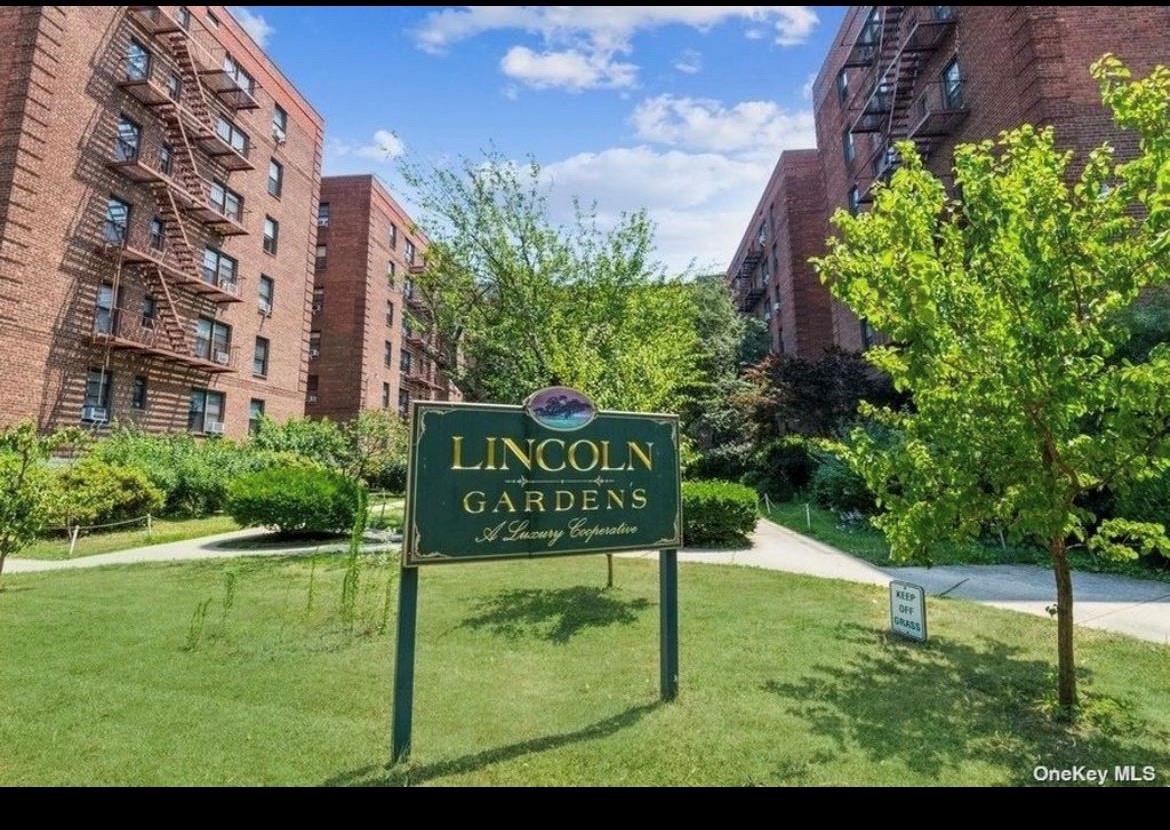 14444 38th Avenue, Unit C5