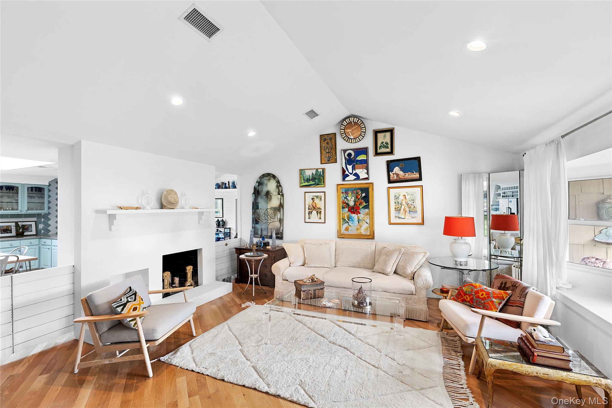 38 Liberty Street – For Rent photo 3