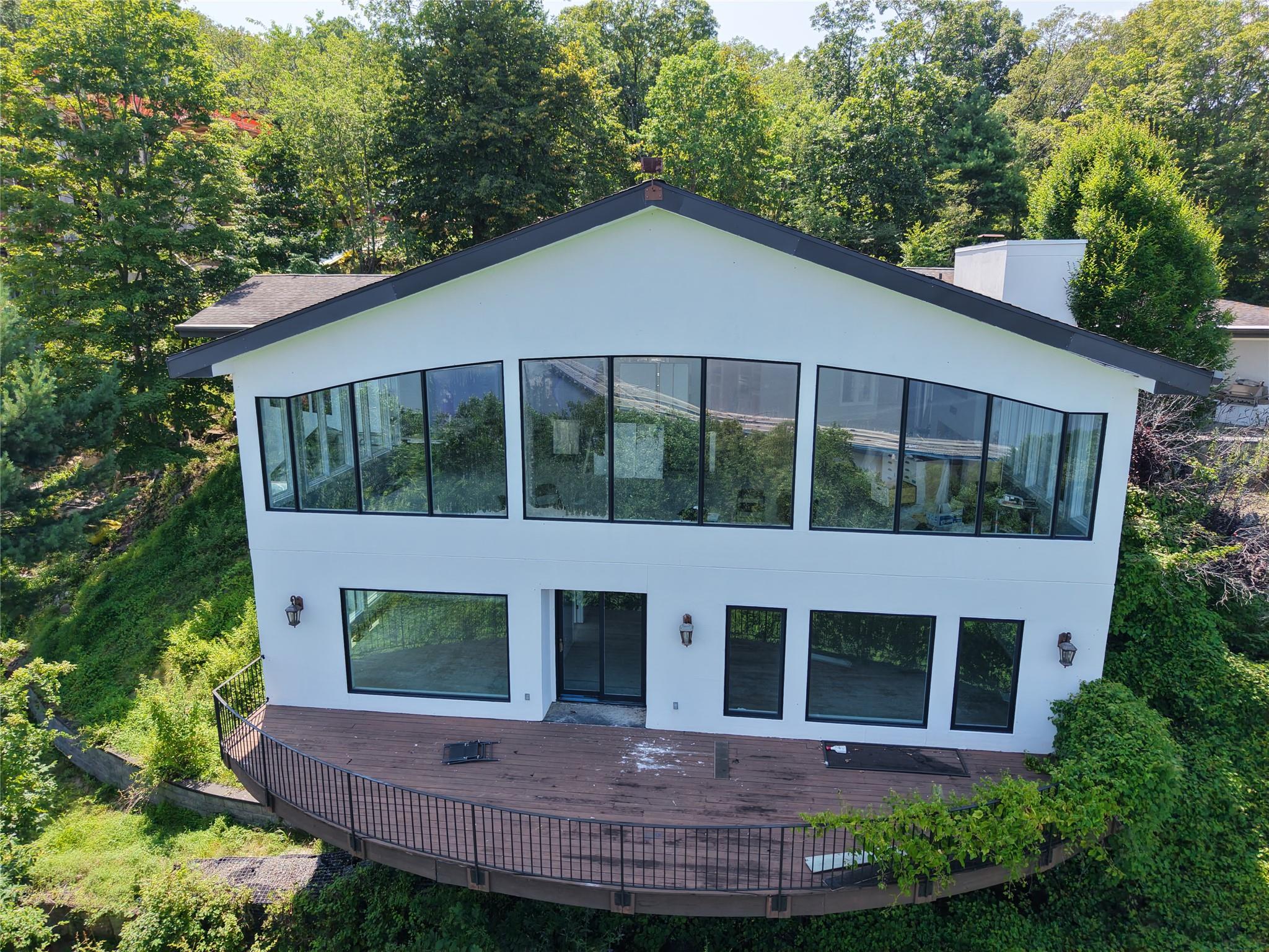 9 Tweed Boulevard – For Sale