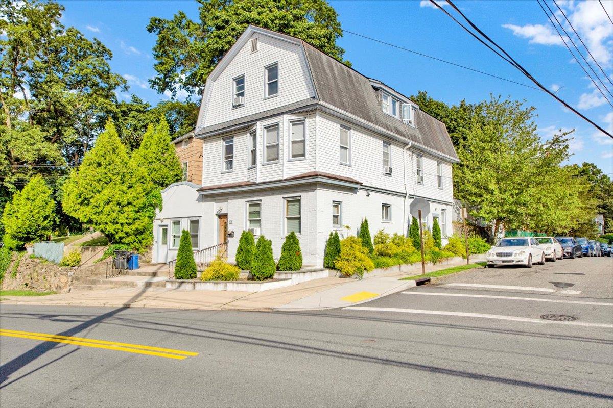 308 5th Avenue – For Sale