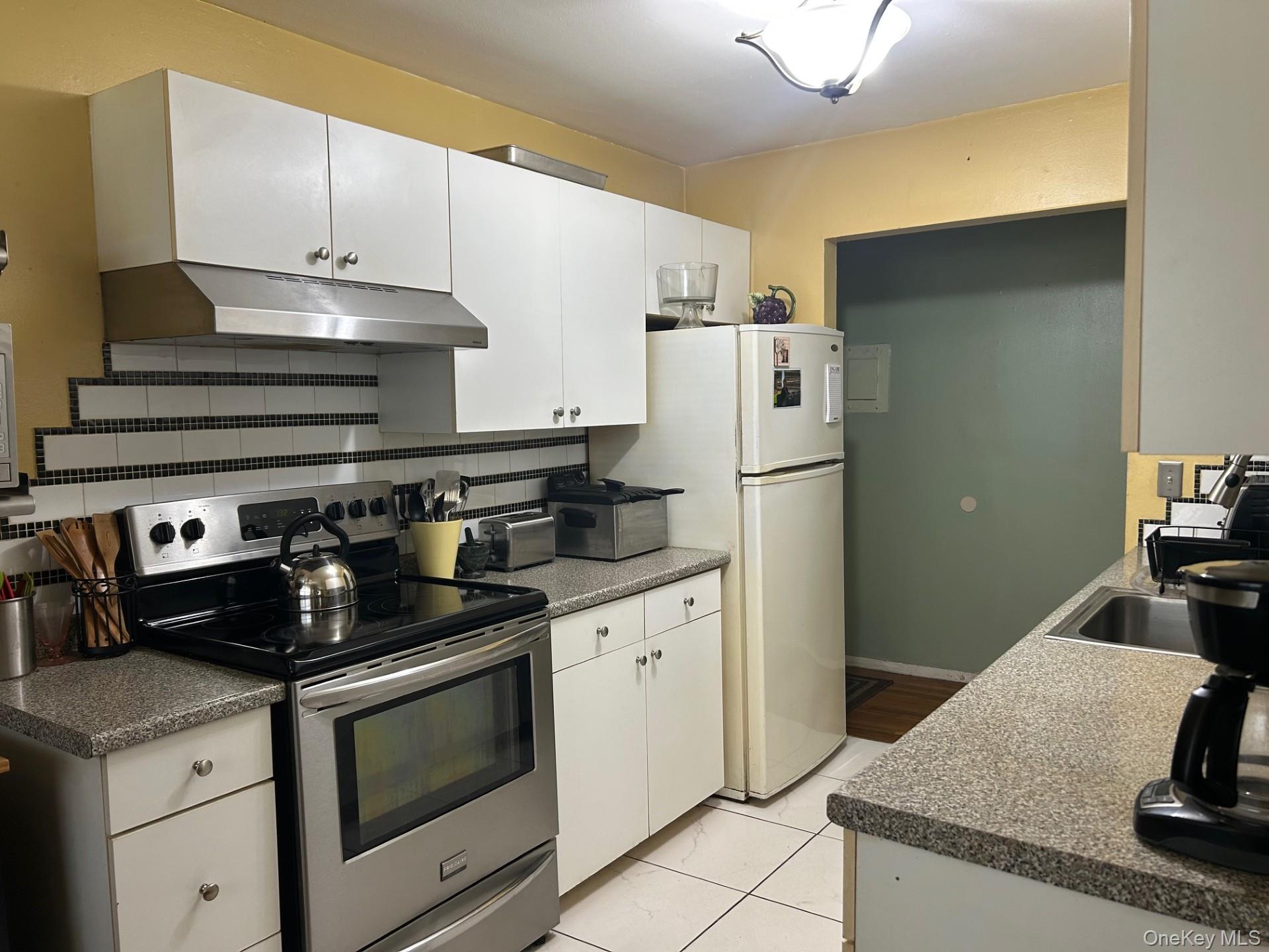 2453 D Union Boulevard – For Sale photo 2