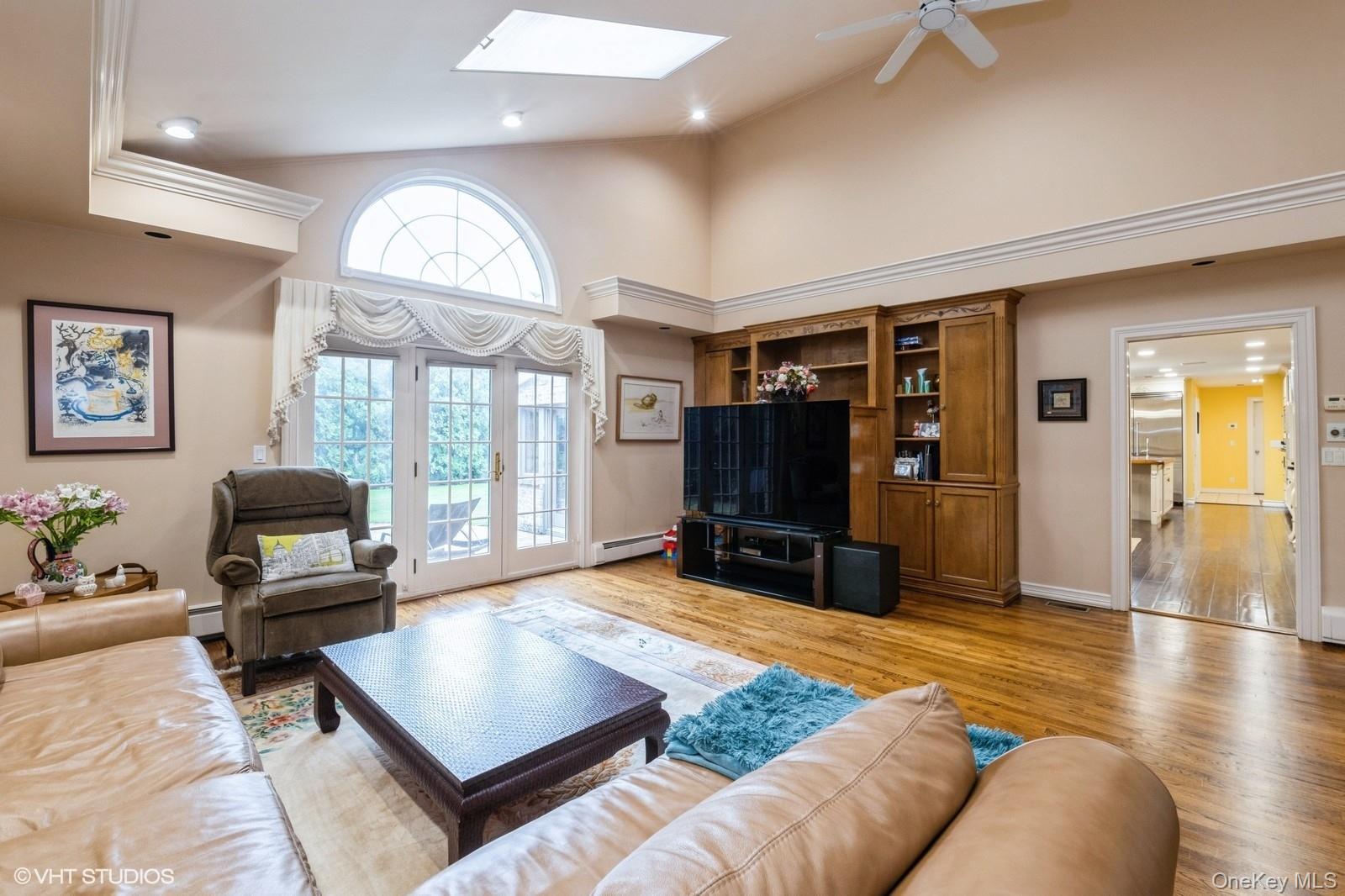 835 Barberry Lane – For Sale photo 10