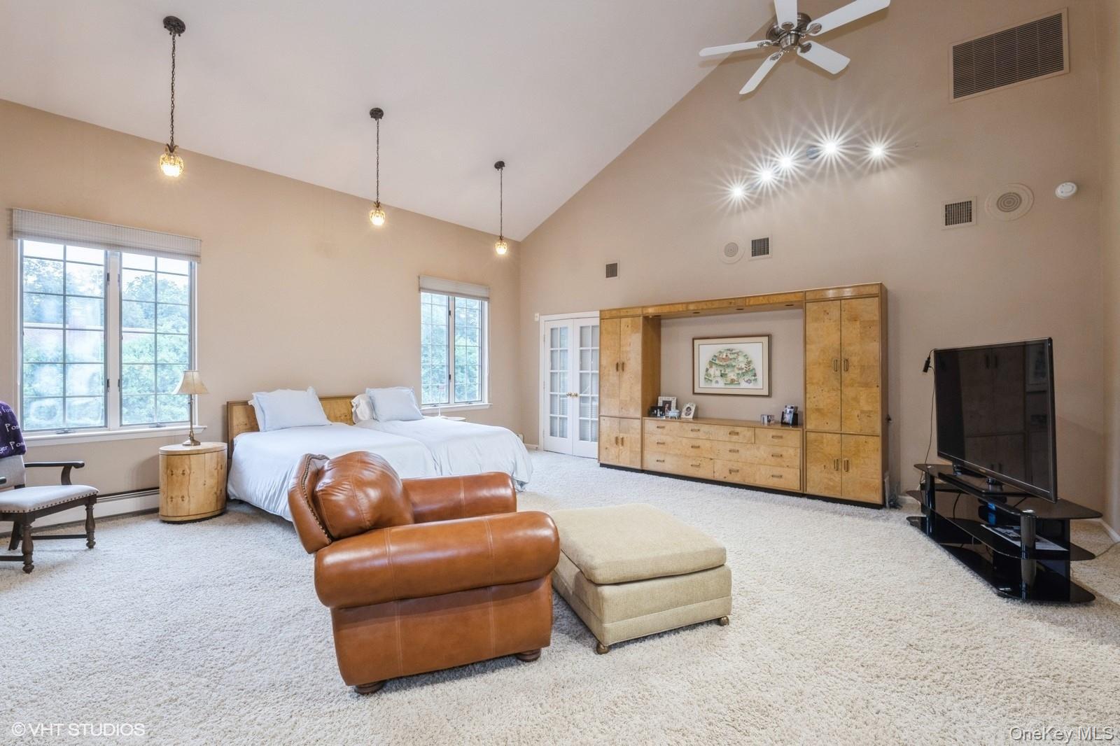 835 Barberry Lane – For Sale photo 16