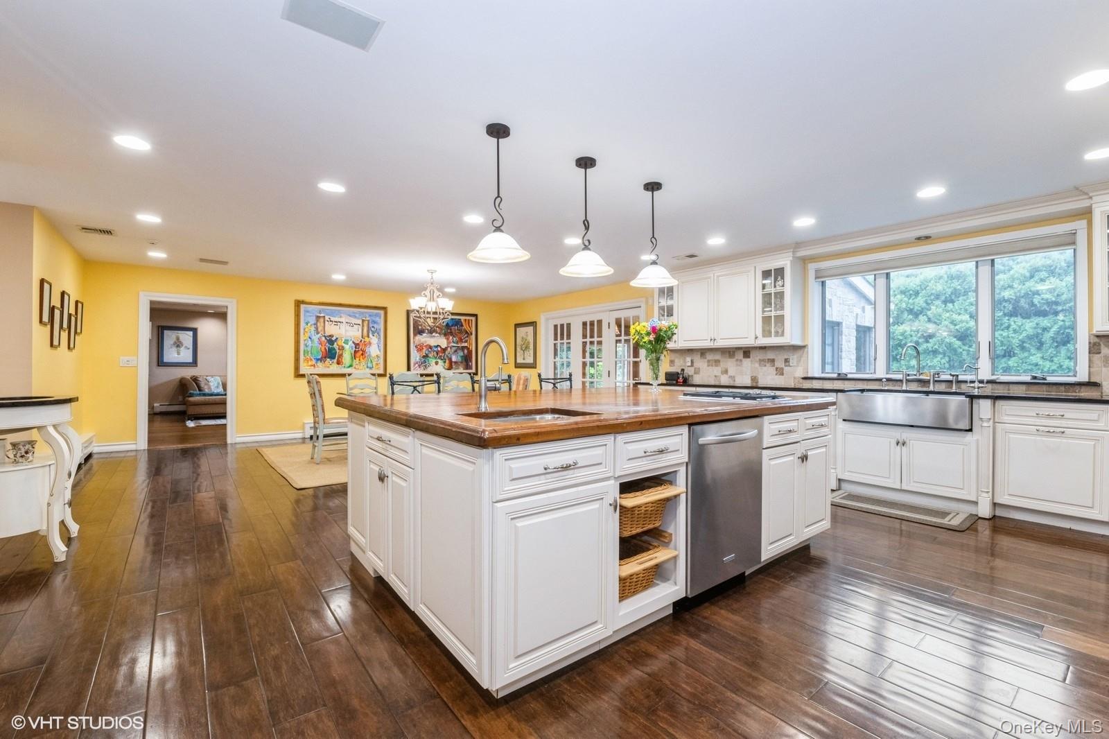 835 Barberry Lane – For Sale photo 13