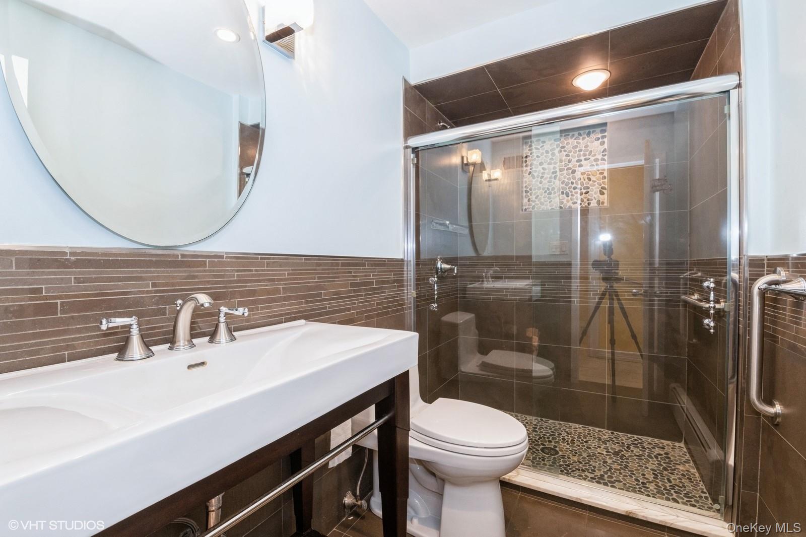 835 Barberry Lane – For Sale photo 14