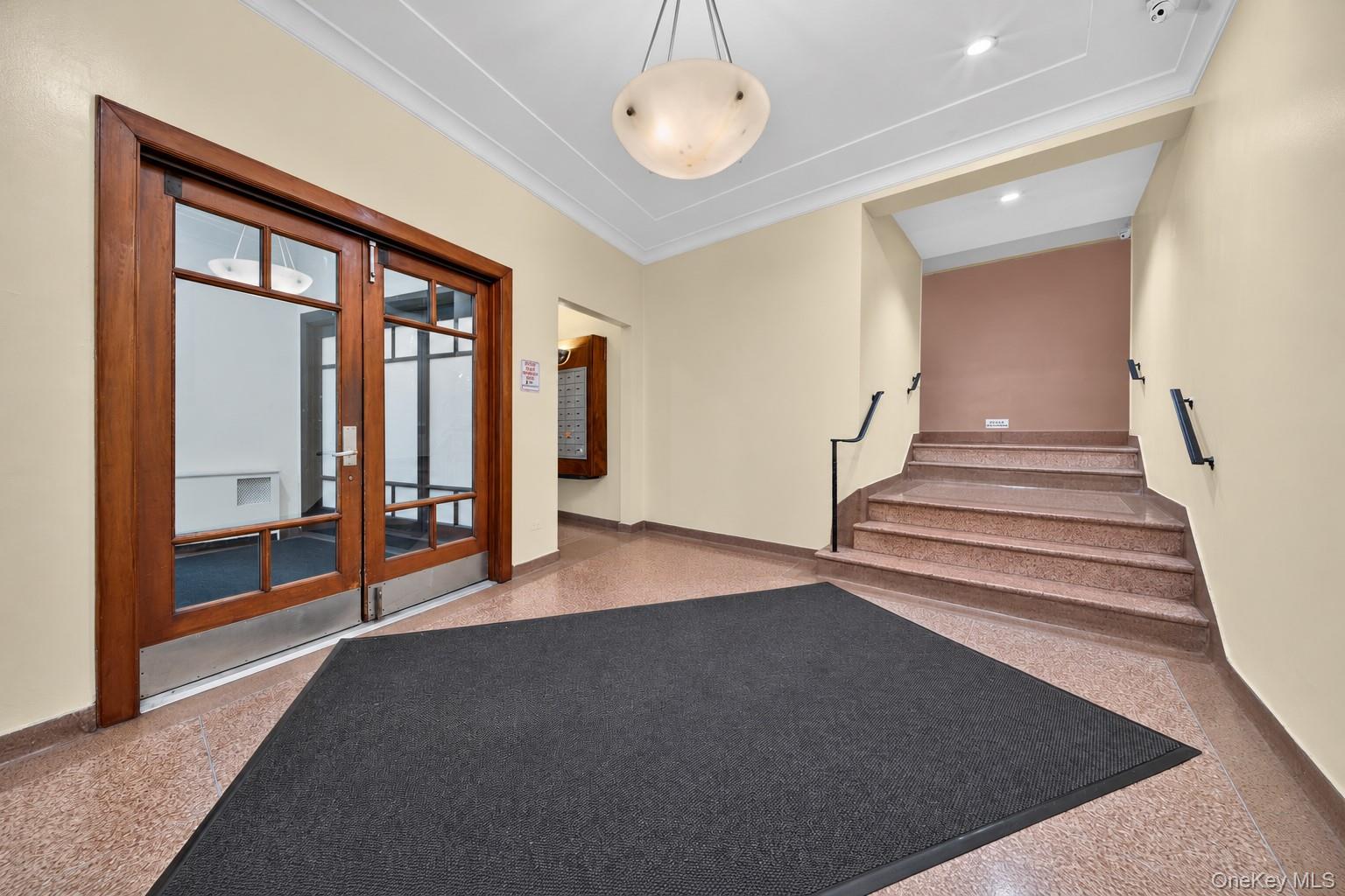 15029 72nd Road, Unit 5C photo 2
