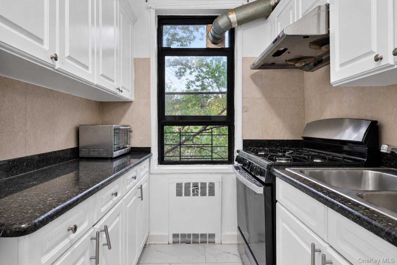 15029 72nd Road, Unit 5C photo 9