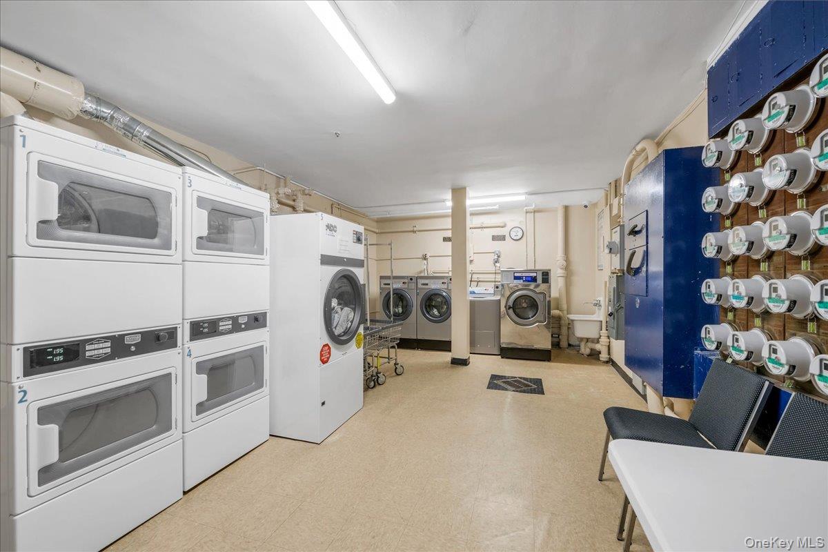 4200 Herkimer Place, Unit 6C photo 10