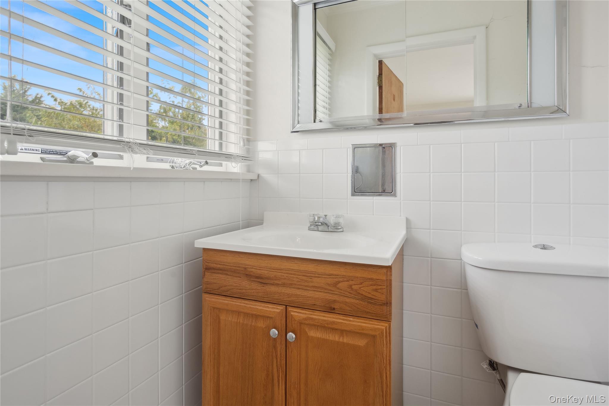 33 Beach Road – For Rent photo 21