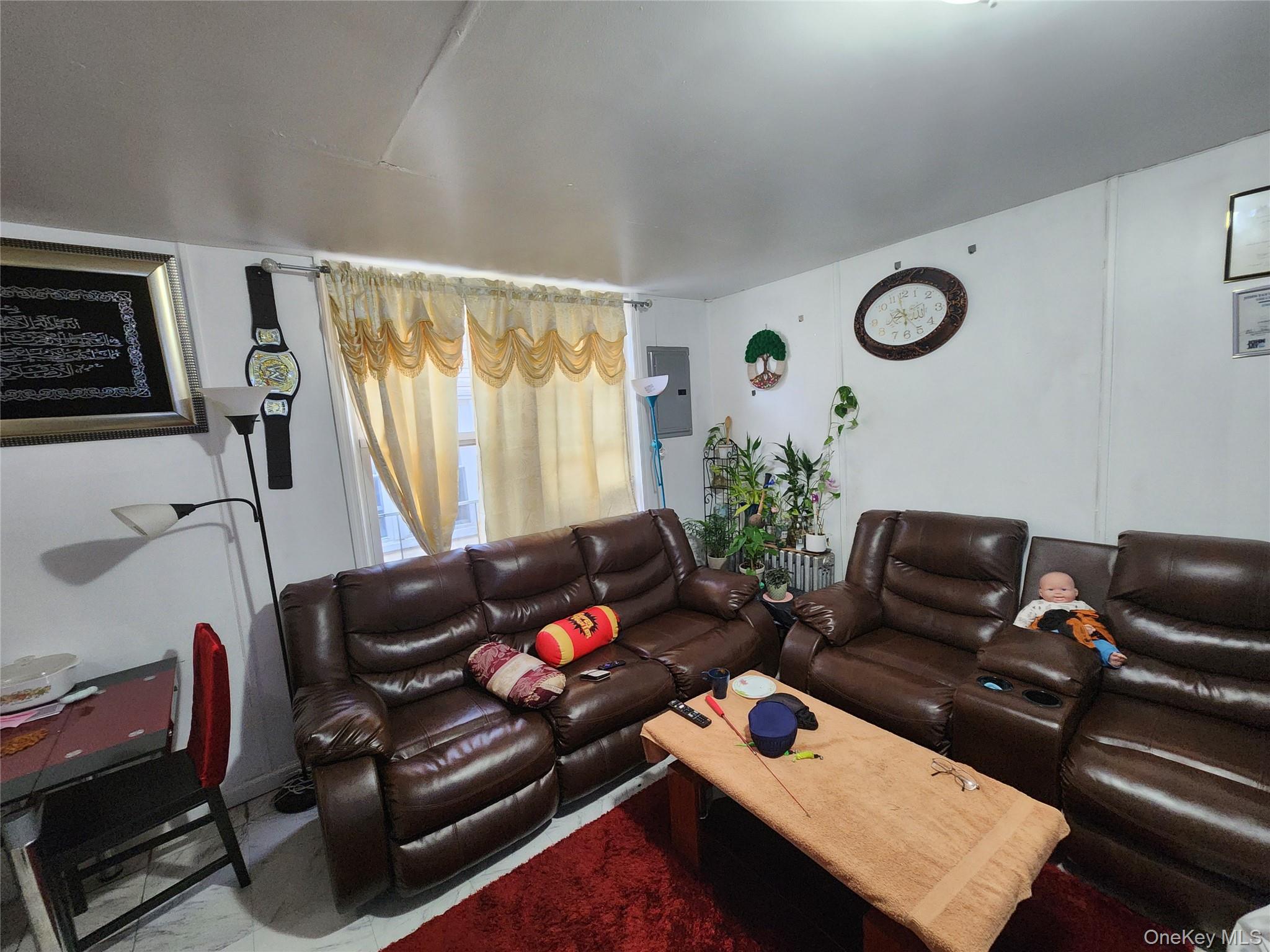 568 Drew Street – For Sale photo 20
