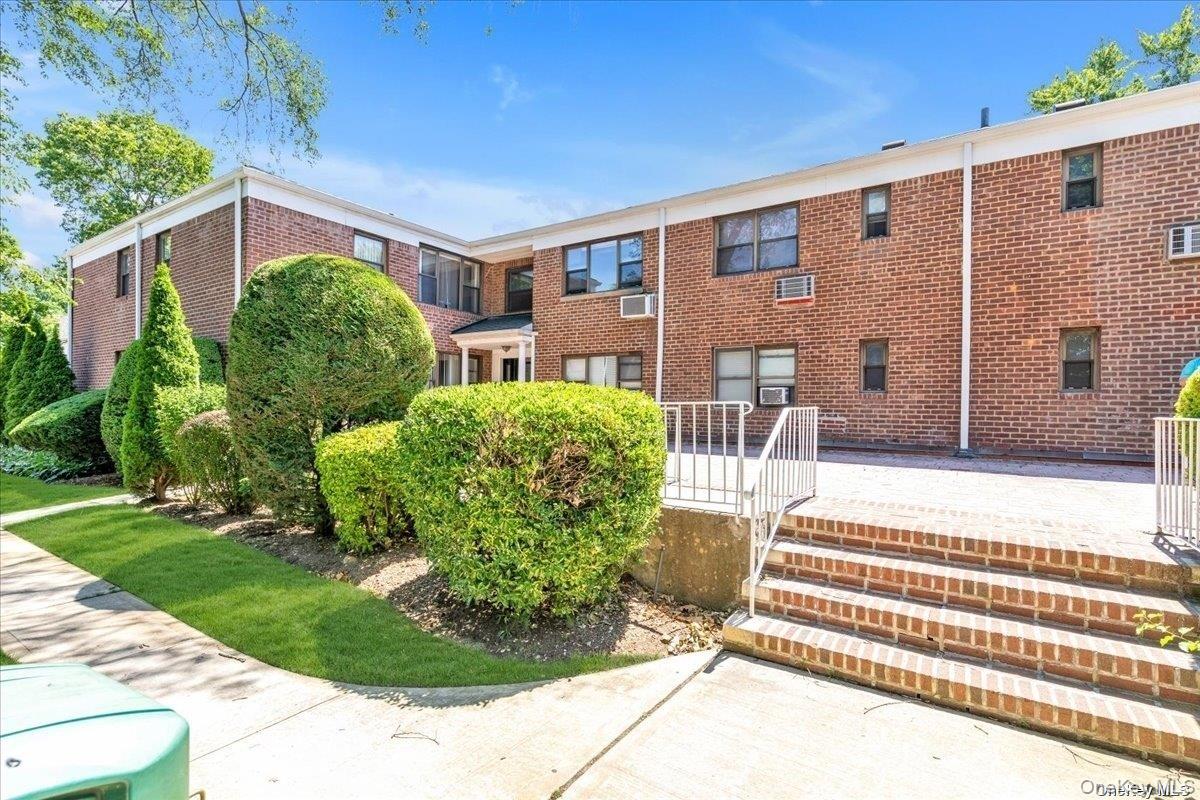 1205 E Broadway, Unit F-13 photo 17