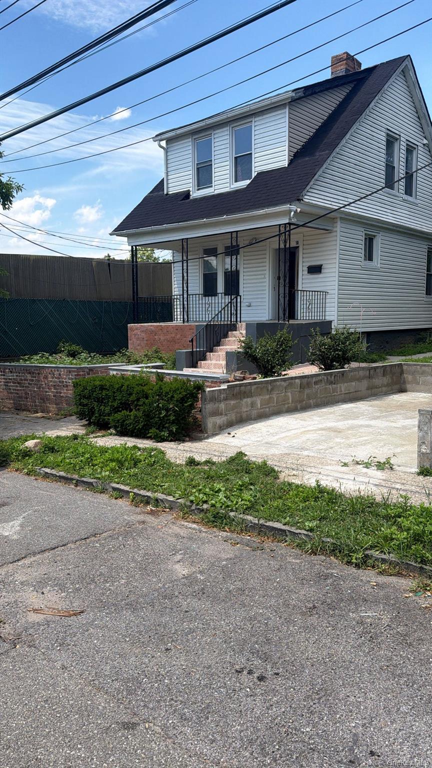 9 Roanoke Street – For Sale