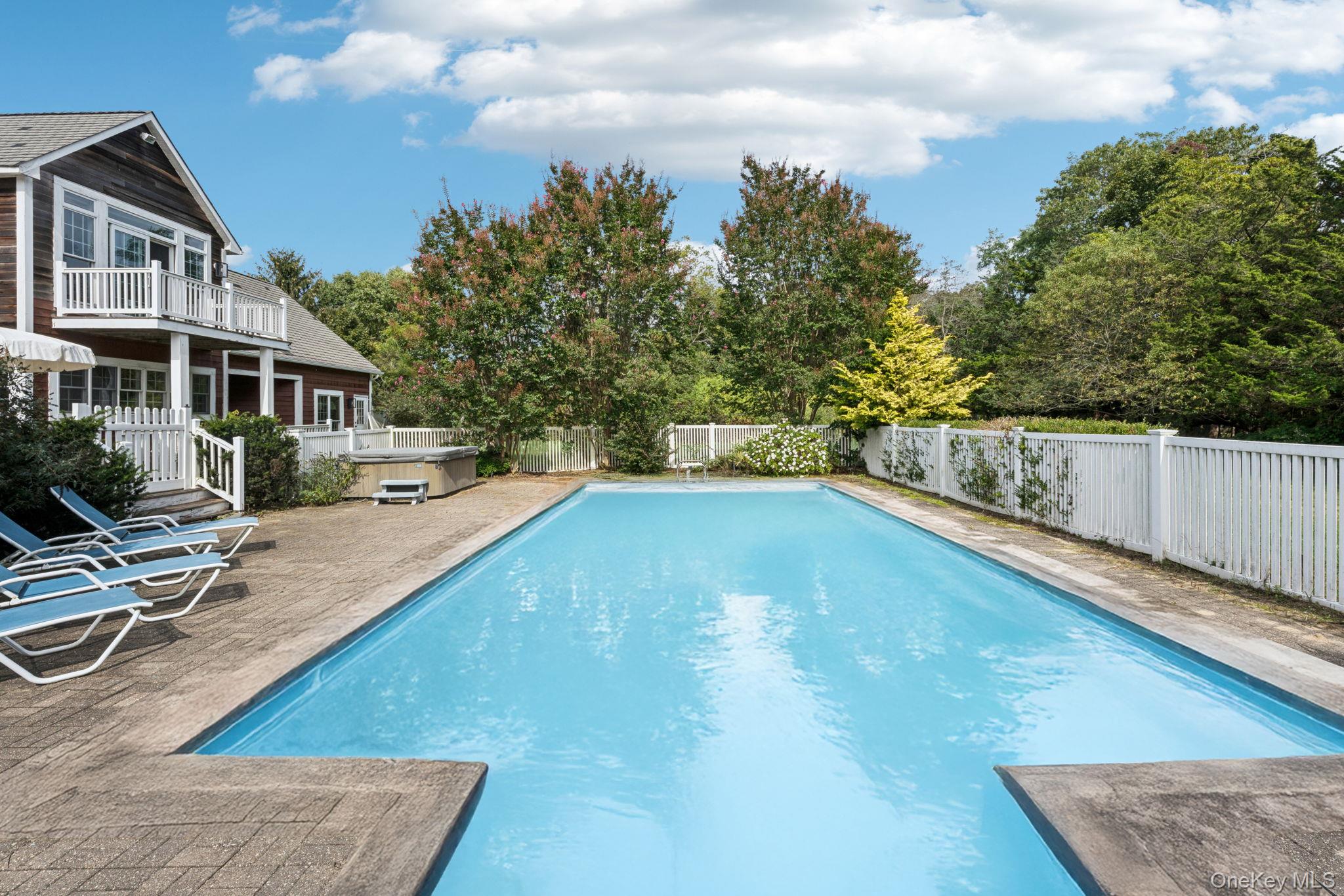12 Laila Lane – For Sale photo 45