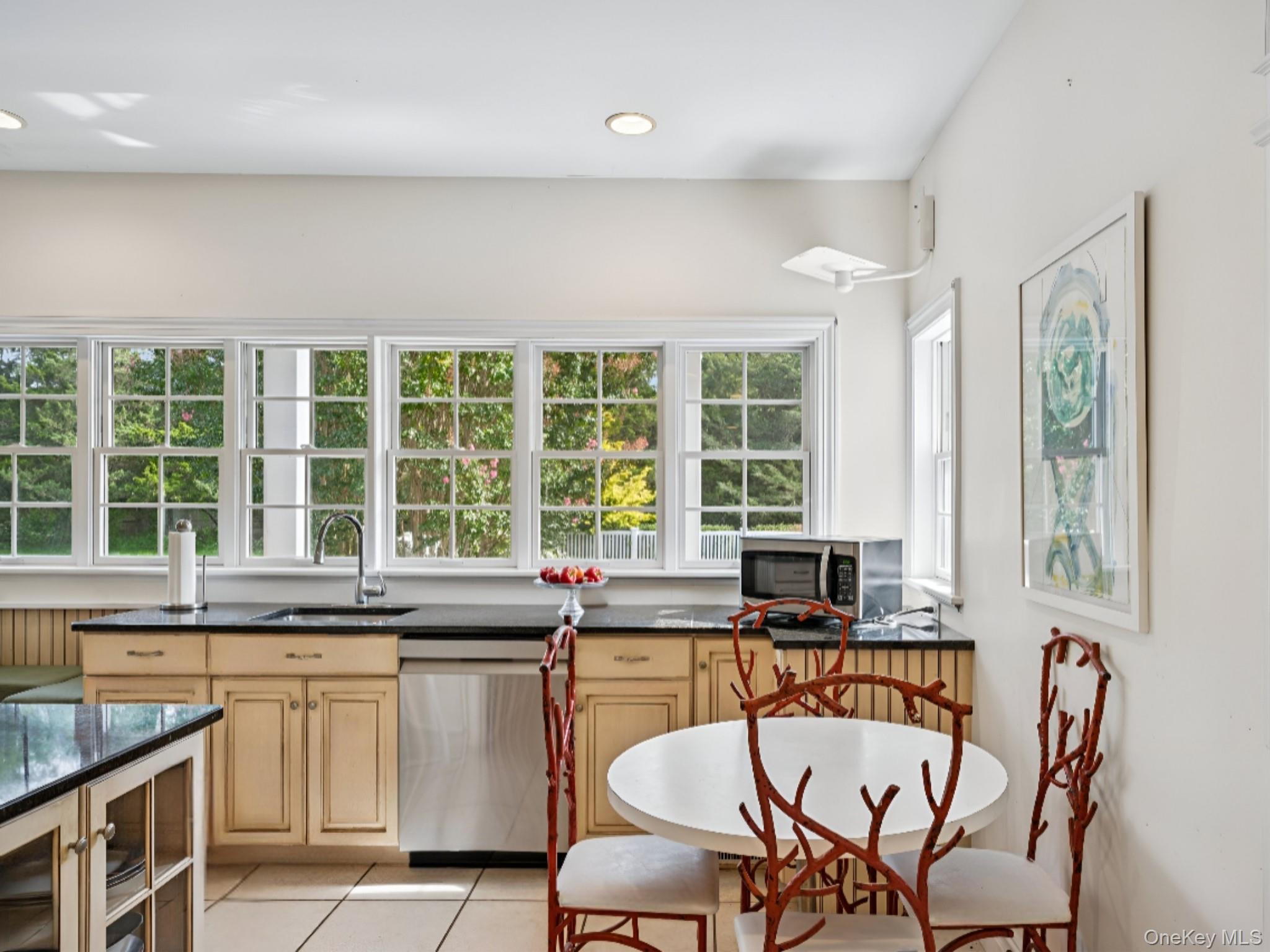 12 Laila Lane – For Sale photo 6